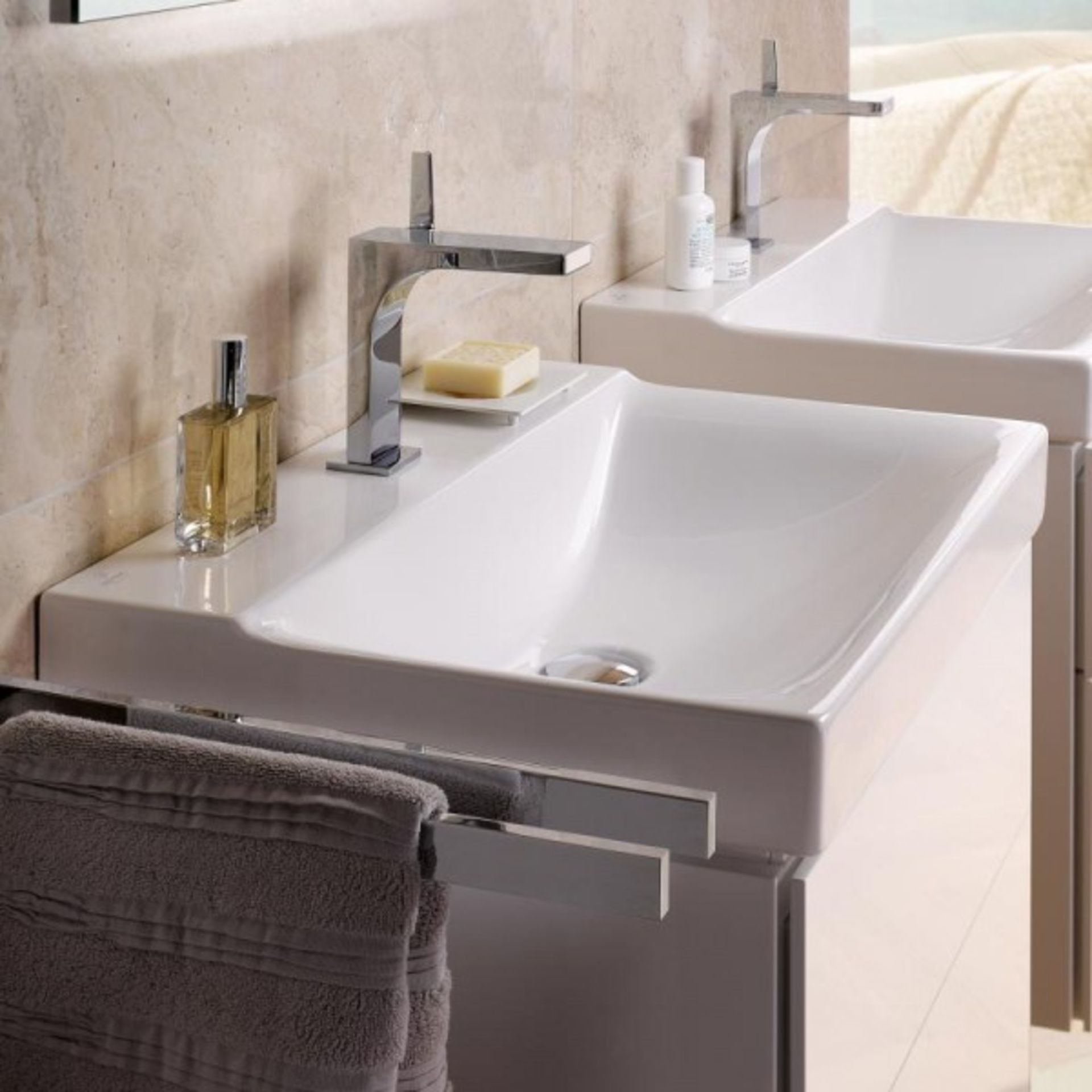 (XL11) 880mm Keramag Xeno Vanity unit. RRP £1,318.52. Comes complete with basin. 880x530x462m... - Image 2 of 3