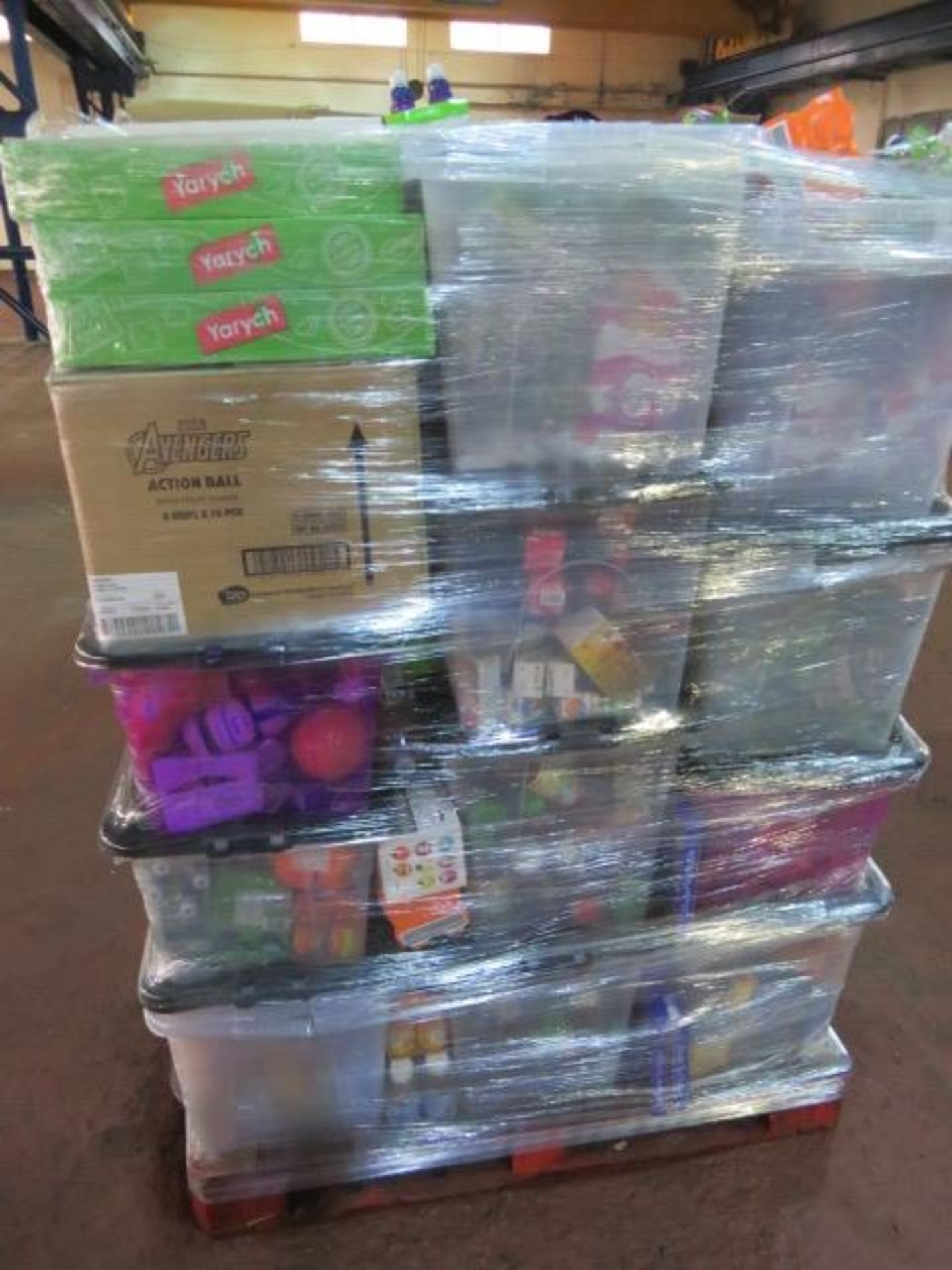 (26) LARGE PALLET TO CONTAIN A VERY LARGE QTY OF VARIOUS FOOD, DRINK & CONFECTIONARY TO INCLUDE...