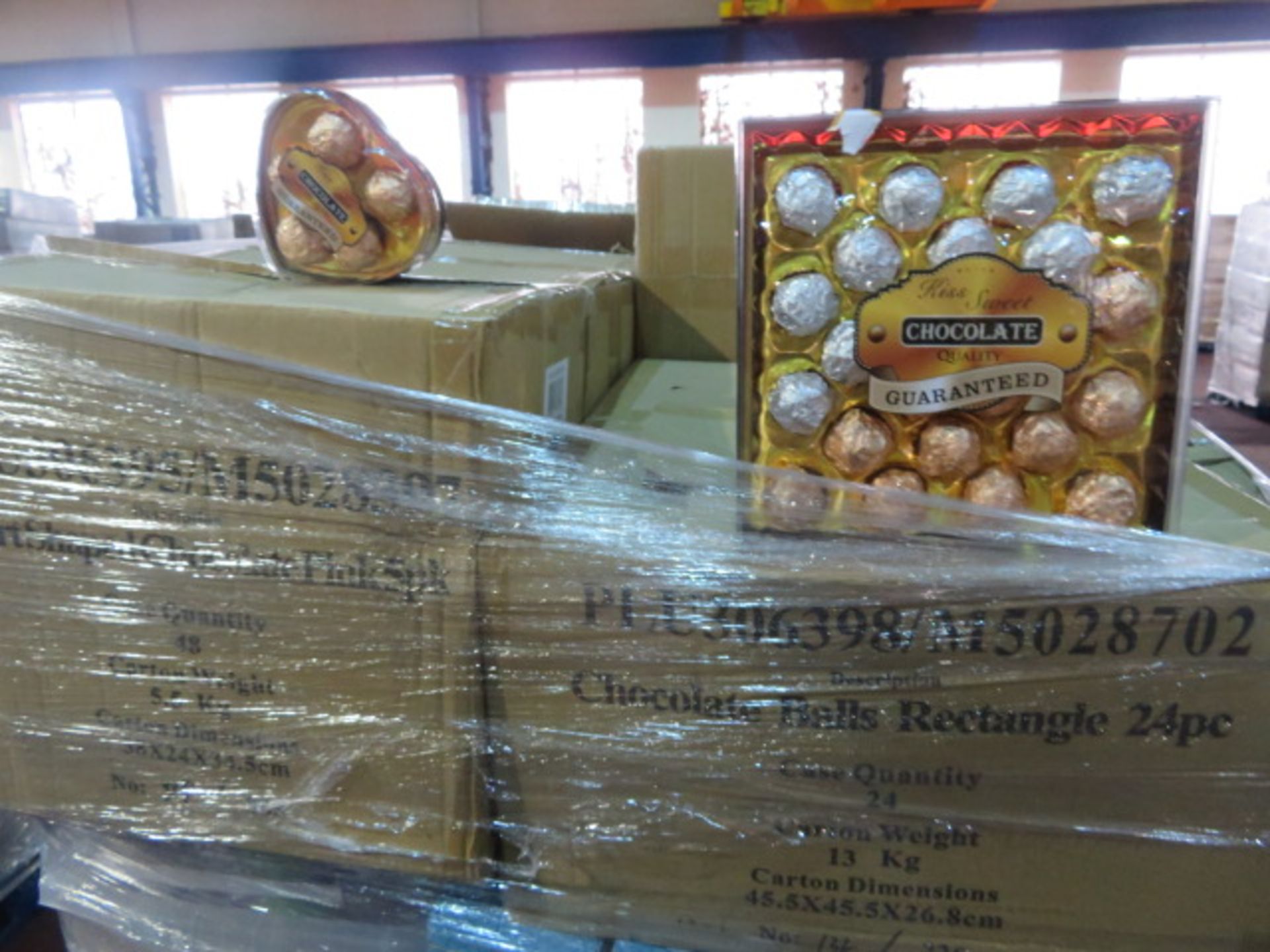 (32) LARGE PALLET TO CONTAIN A VERY LARGE QTY OF VARIOUS FOOD, DRINK & CONFECTIONARY TO INCLUDE... - Image 3 of 7