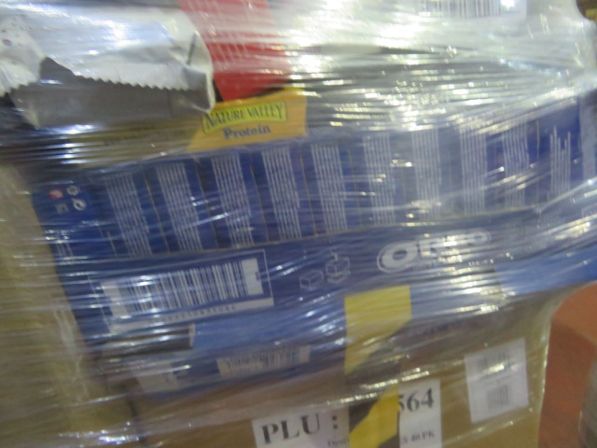 (332) LARGE PALLET TO CONTAIN A VERY LARGE QTY OF VARIOUS FOOD, DRINK & CONFECTIONARY TO INCLU... - Image 6 of 9