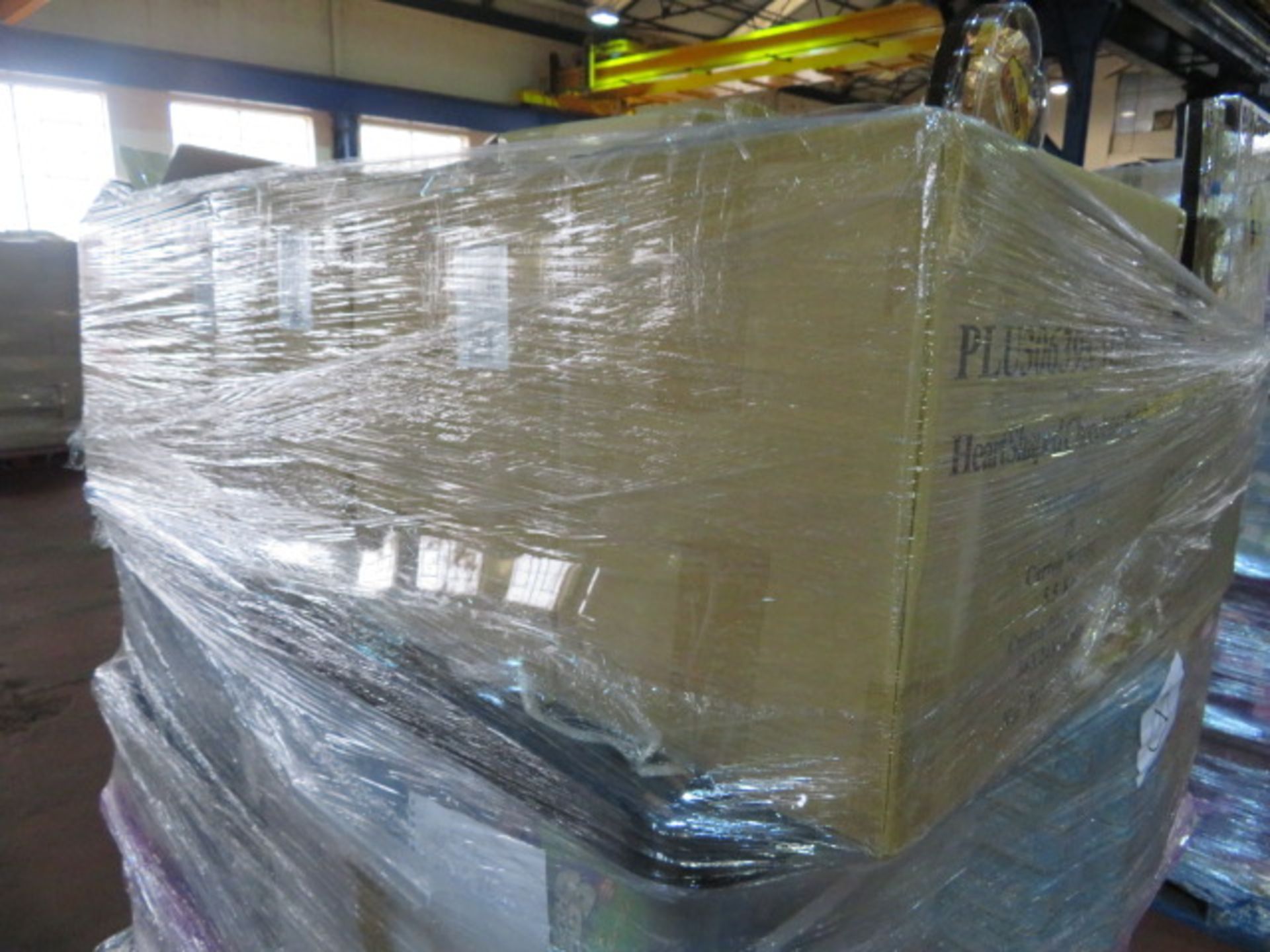 (32) LARGE PALLET TO CONTAIN A VERY LARGE QTY OF VARIOUS FOOD, DRINK & CONFECTIONARY TO INCLUDE... - Image 7 of 7