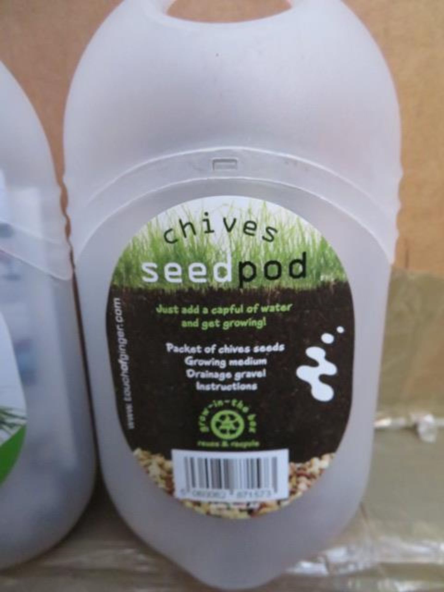 (27) PALLET TO CONTAIN APPROX. 470 x BRAND NEW SEED POTS - CHIVE GROW KIT. JUST ADD WATER. RRP ... - Image 3 of 3