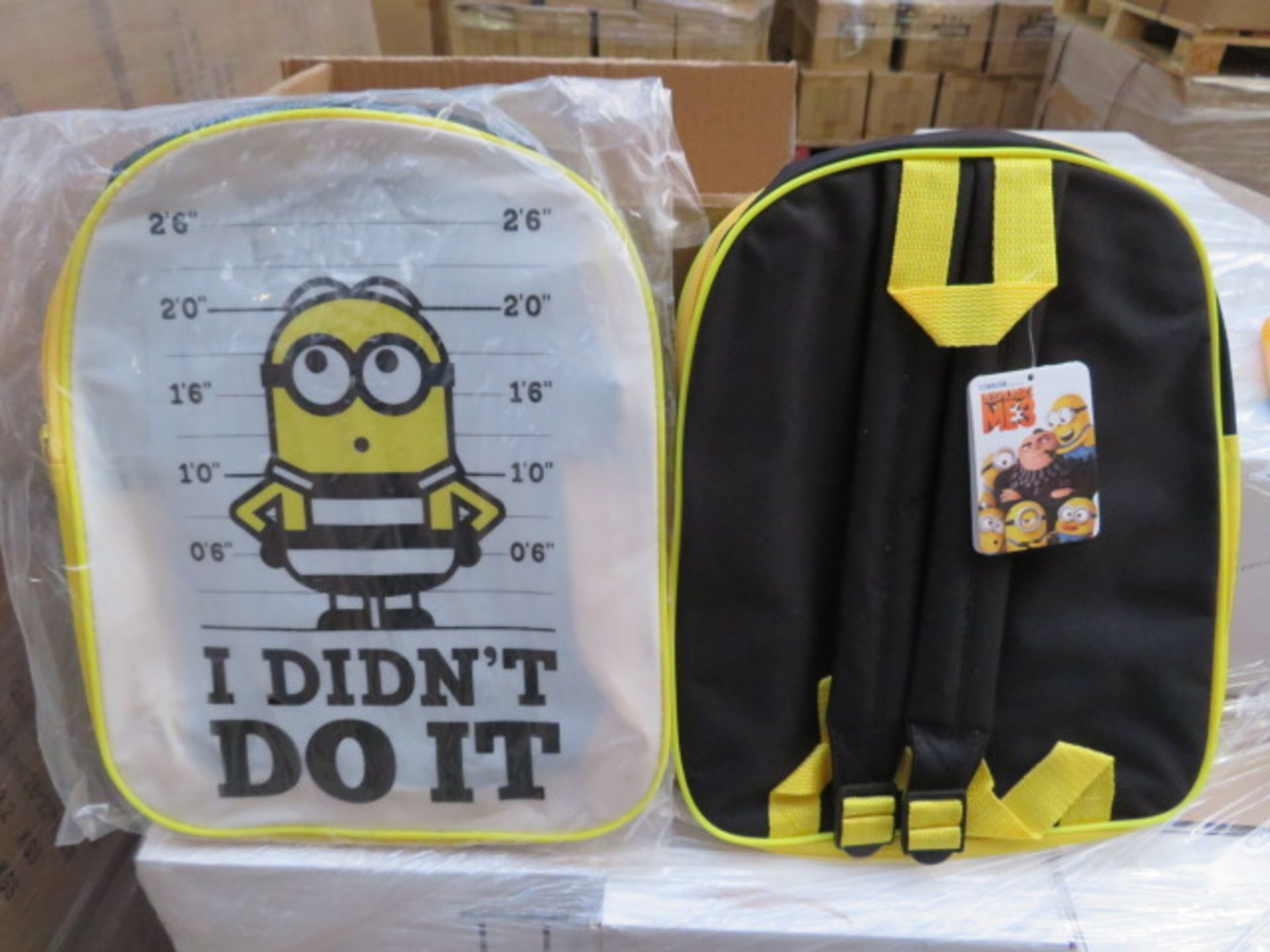 (29) PALLET TO CONTAIN 324 x BRAND NEW DESPICABLE ME 'I DIDN'T DO IT' BACK PACKS. RRP £9.99 EA...