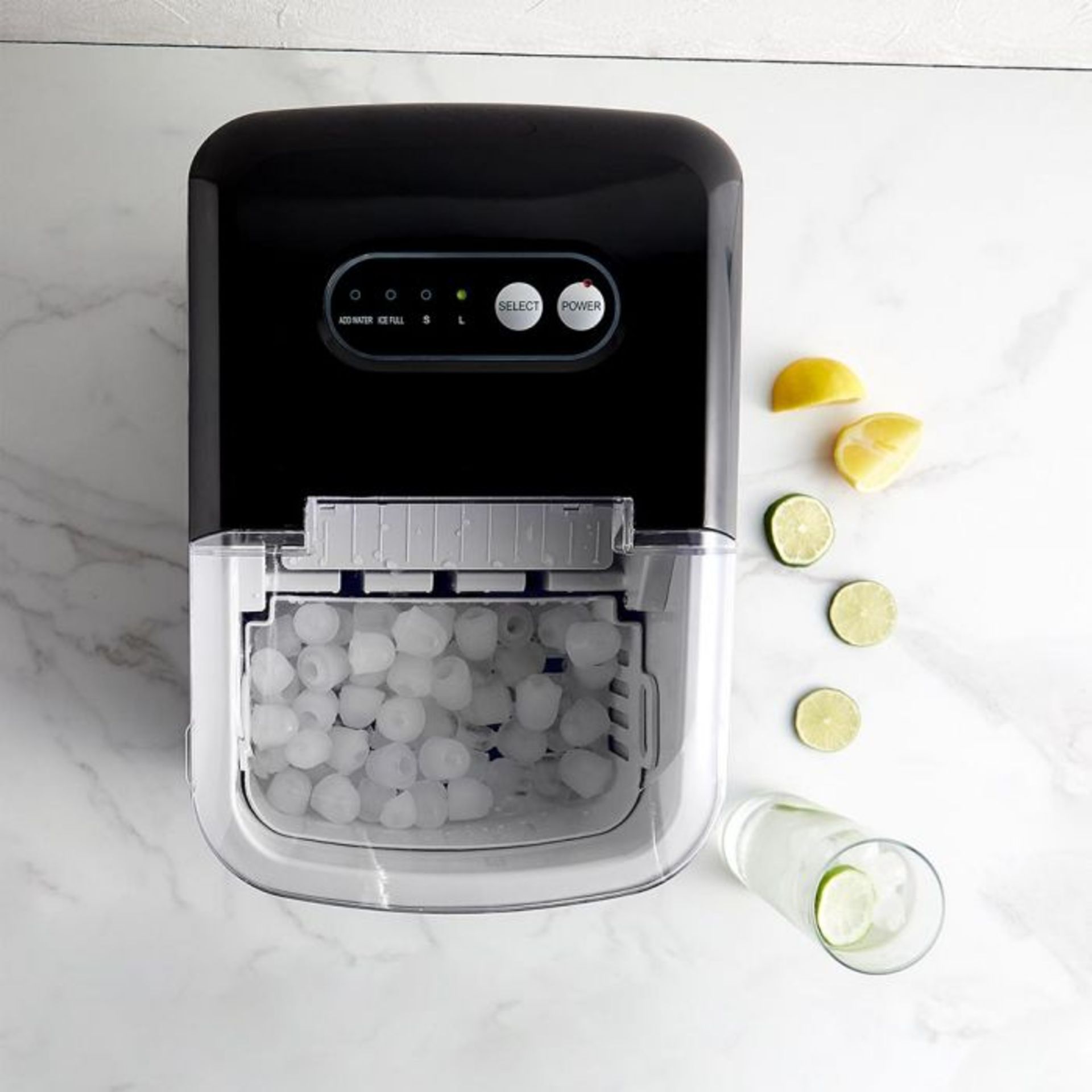(V30) 2.1L Ice Cube Maker Make up to 72g of ice every 10 minutes thanks to the large 2.1-litre... - Image 2 of 3