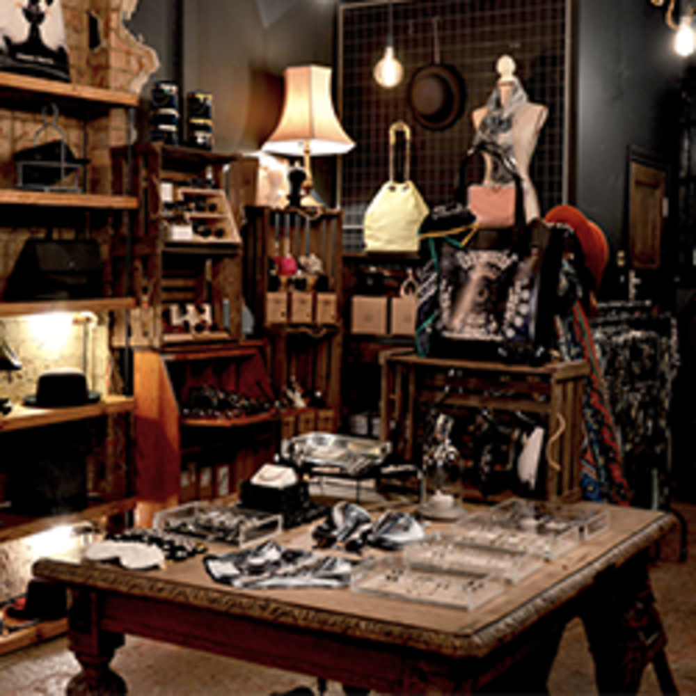 Antiques, Curiosities & Collectables from Carmarthen.