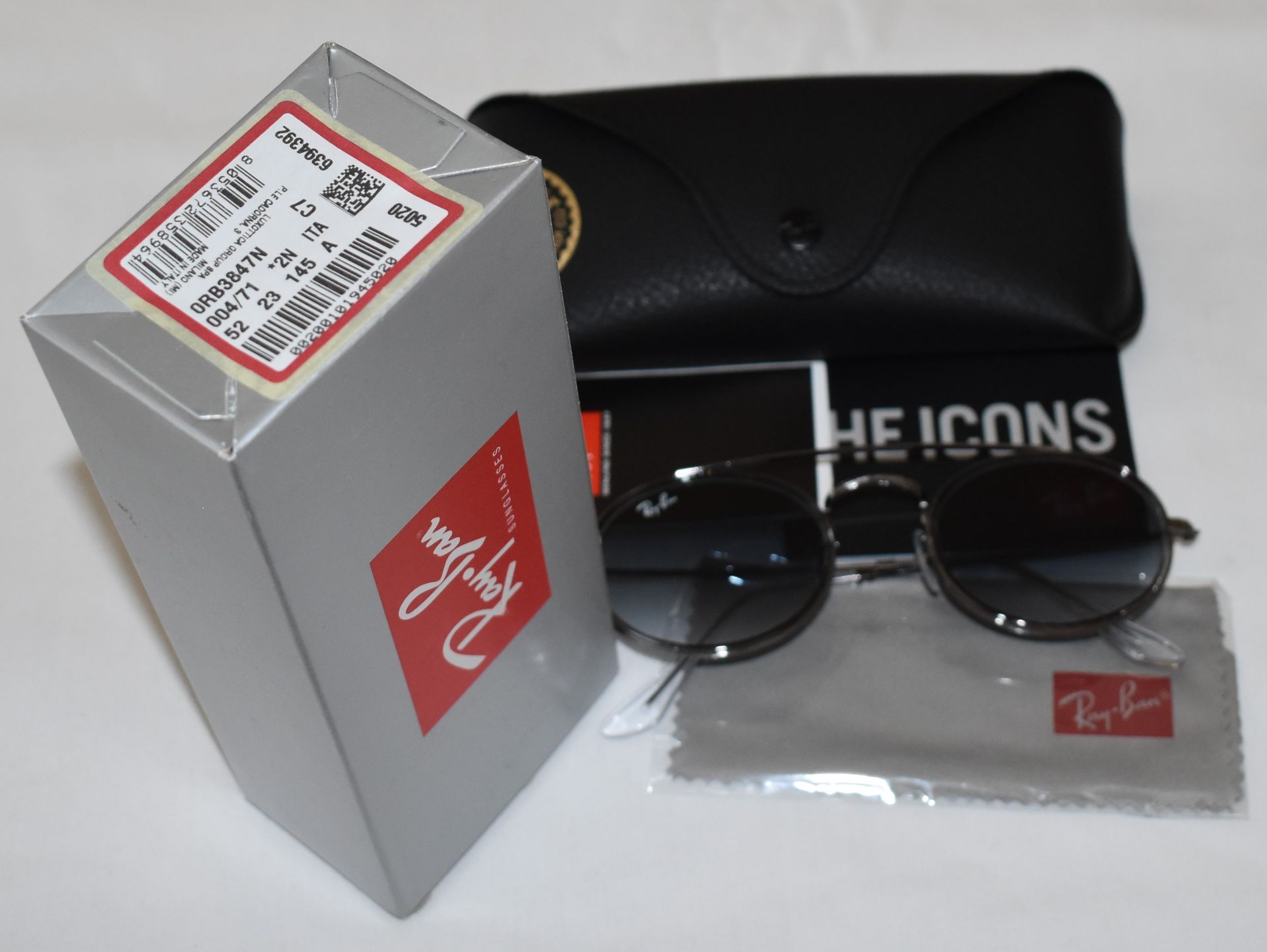 Ray Ban Sunglasses ORB3847N 004/71 - Image 2 of 2