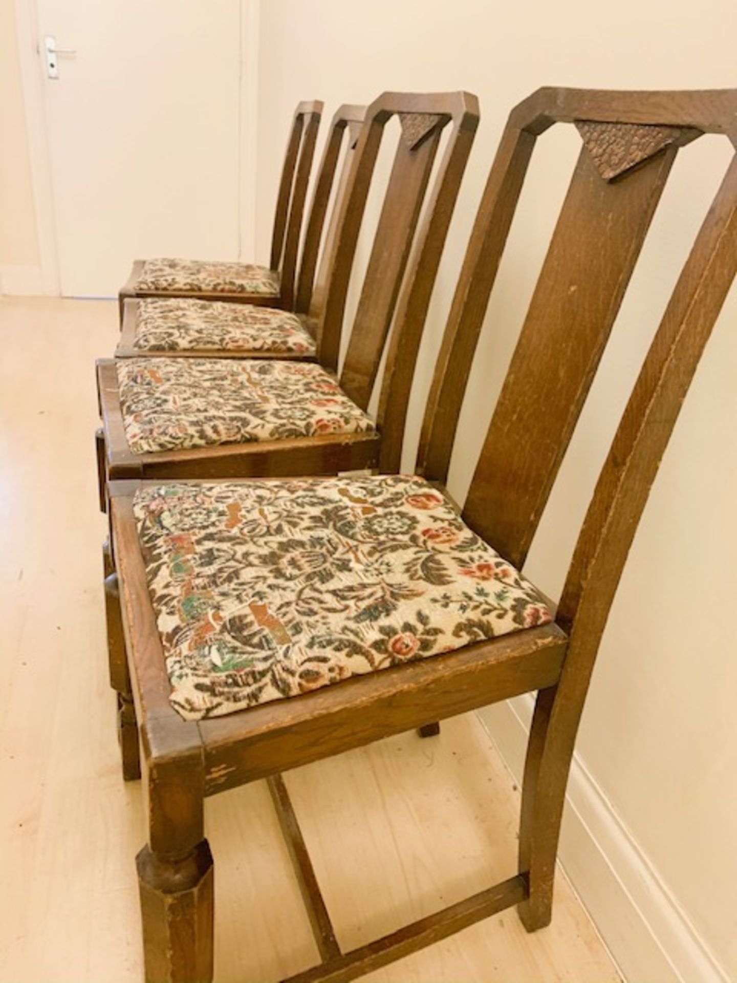 4 Antique Chairs solid Wood with staffed Seat: - Image 3 of 3