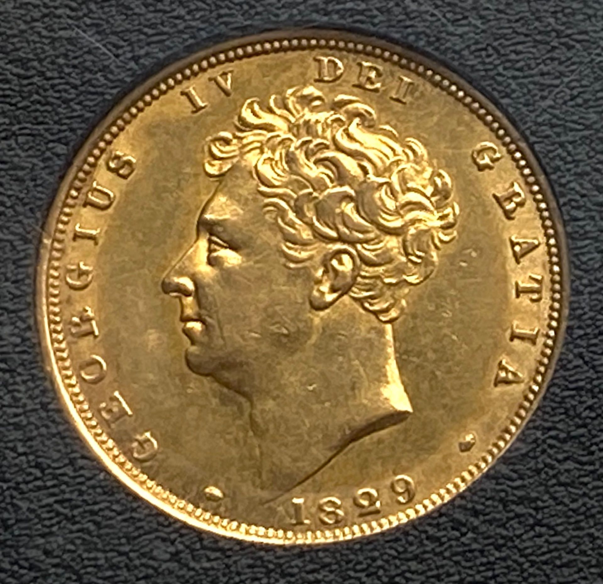 EXTREMELY FINE 1829 KING GEORGE IV FULL GOLD SOVEREIGN