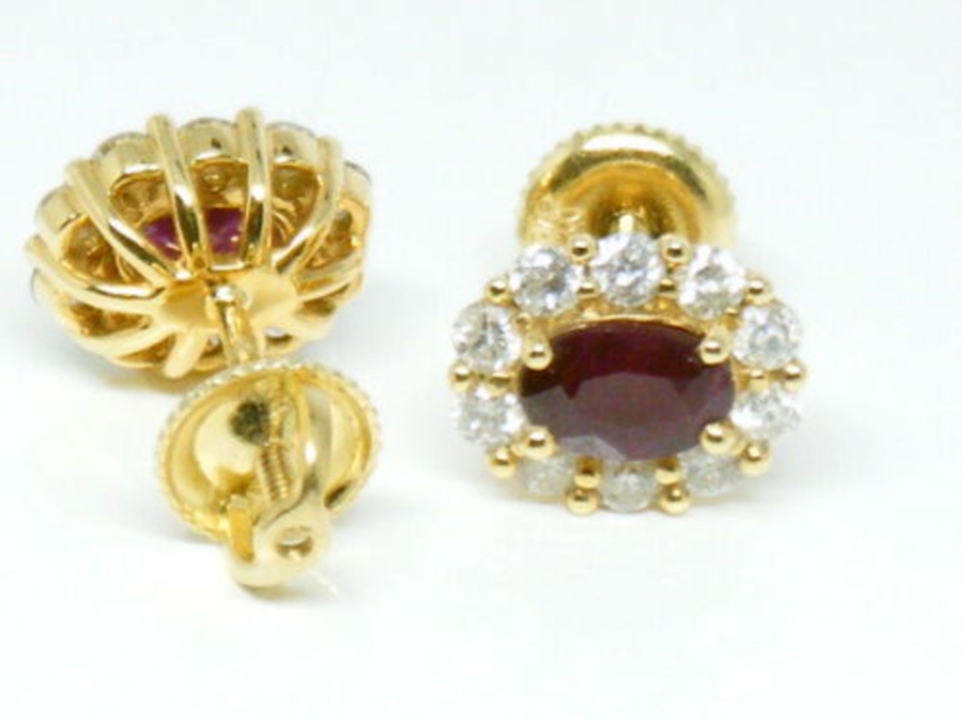 18K Gold Ruby & Diamond Hallmarked Cluster Earrings - Image 4 of 5