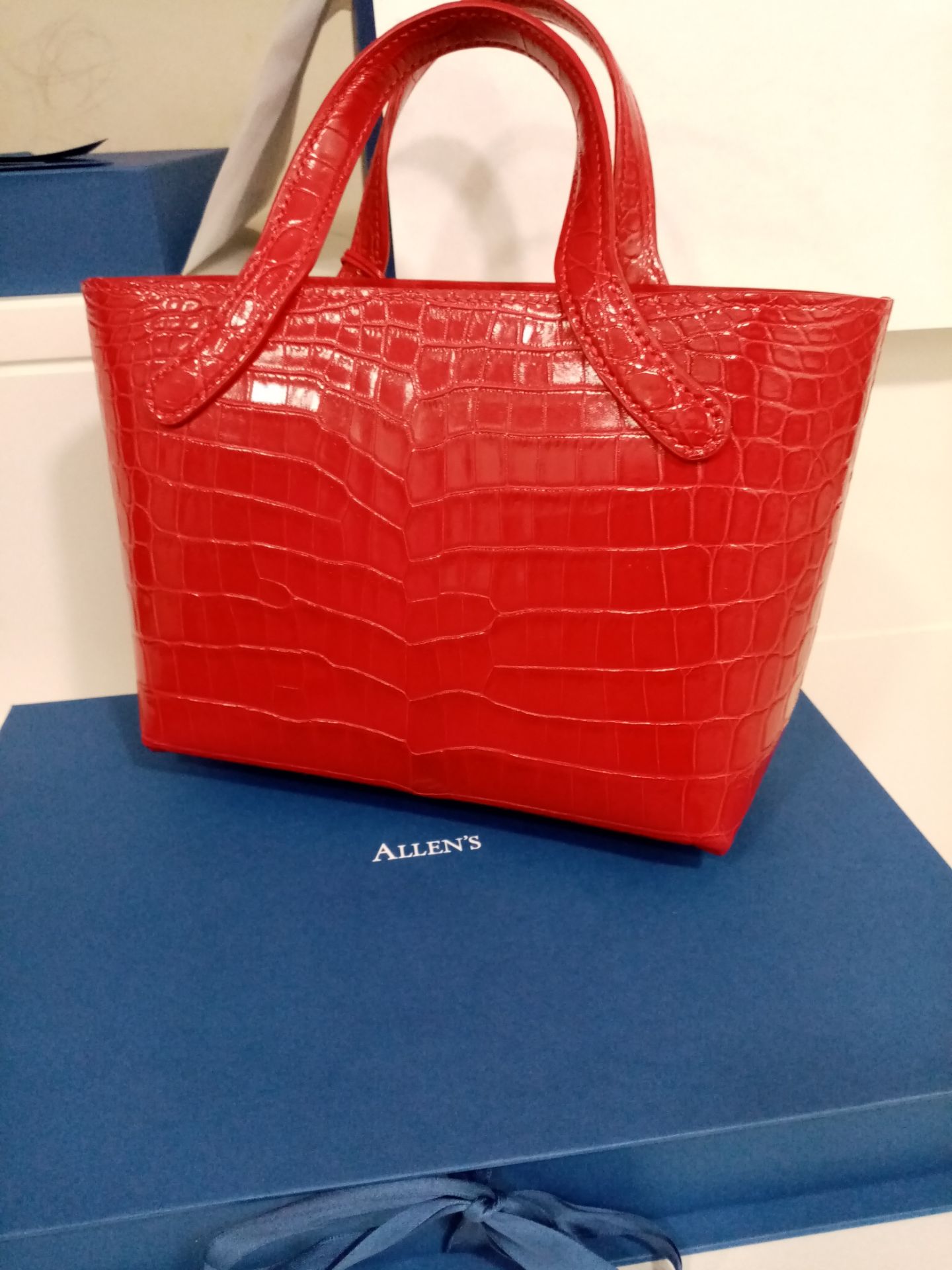 Exclusive handbag Mini Tote Ria by Allen´s Portugal (Crocodile Leather) Never used! - Image 12 of 12