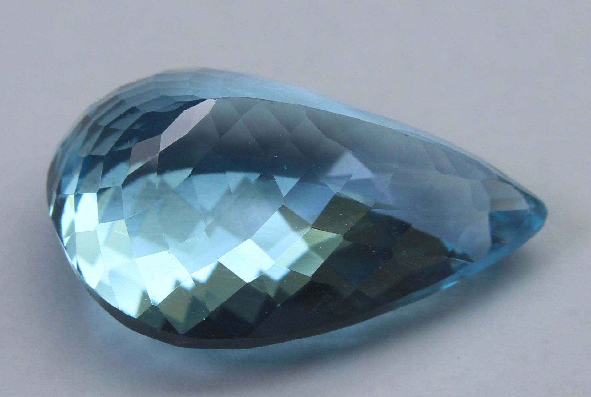 Blue Topaz, 24.75 Ct - Image 6 of 7