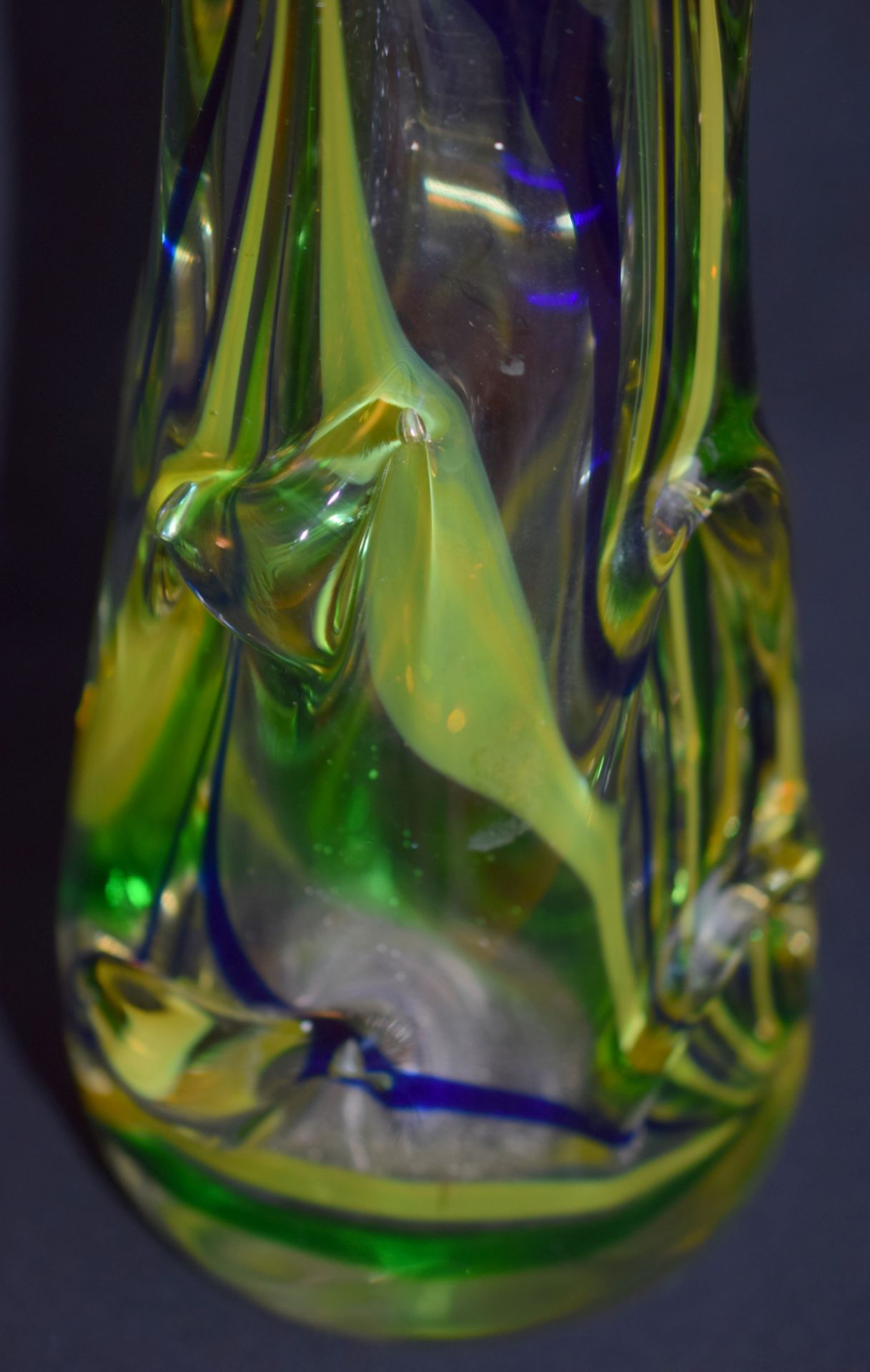 Large Multi-Coloured Designer Glass Vase - Image 2 of 5