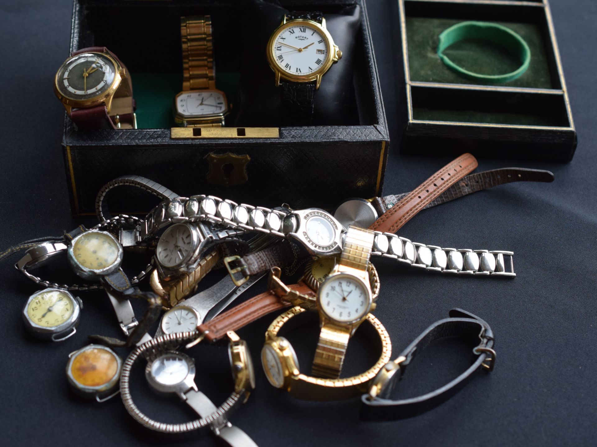 Jewellery Box Of Gent's And Ladies Watches