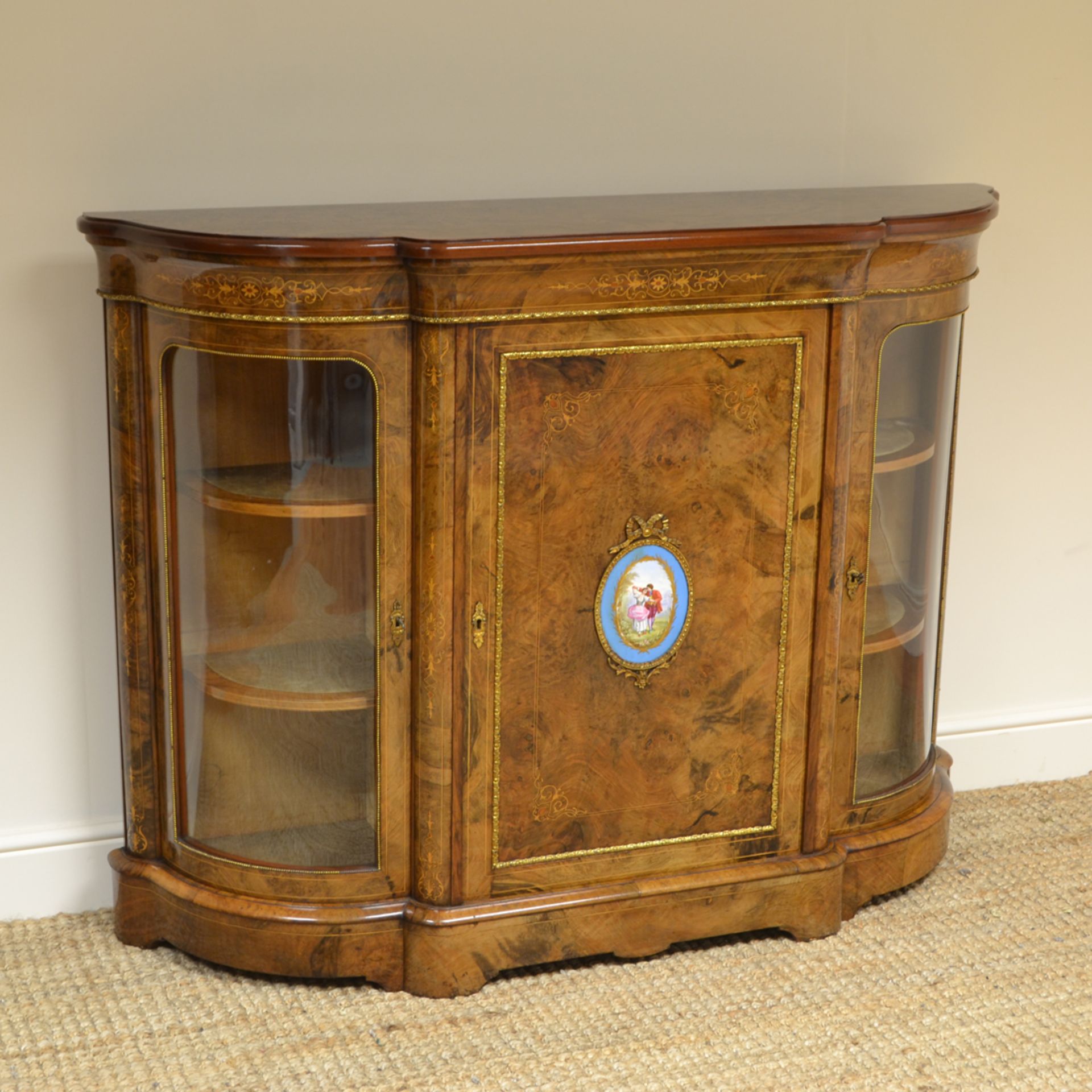 Beautifully Figured Victorian Walnut Antique Credenza - Image 9 of 9