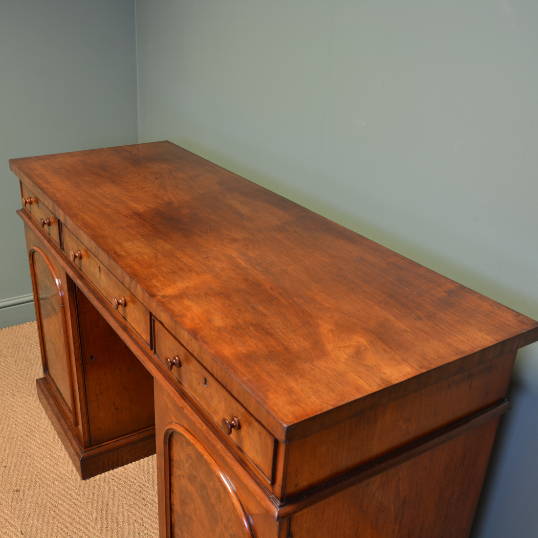 Country House Figured Mahogany Antique Victorian Pedestal Sideboard - Image 7 of 7