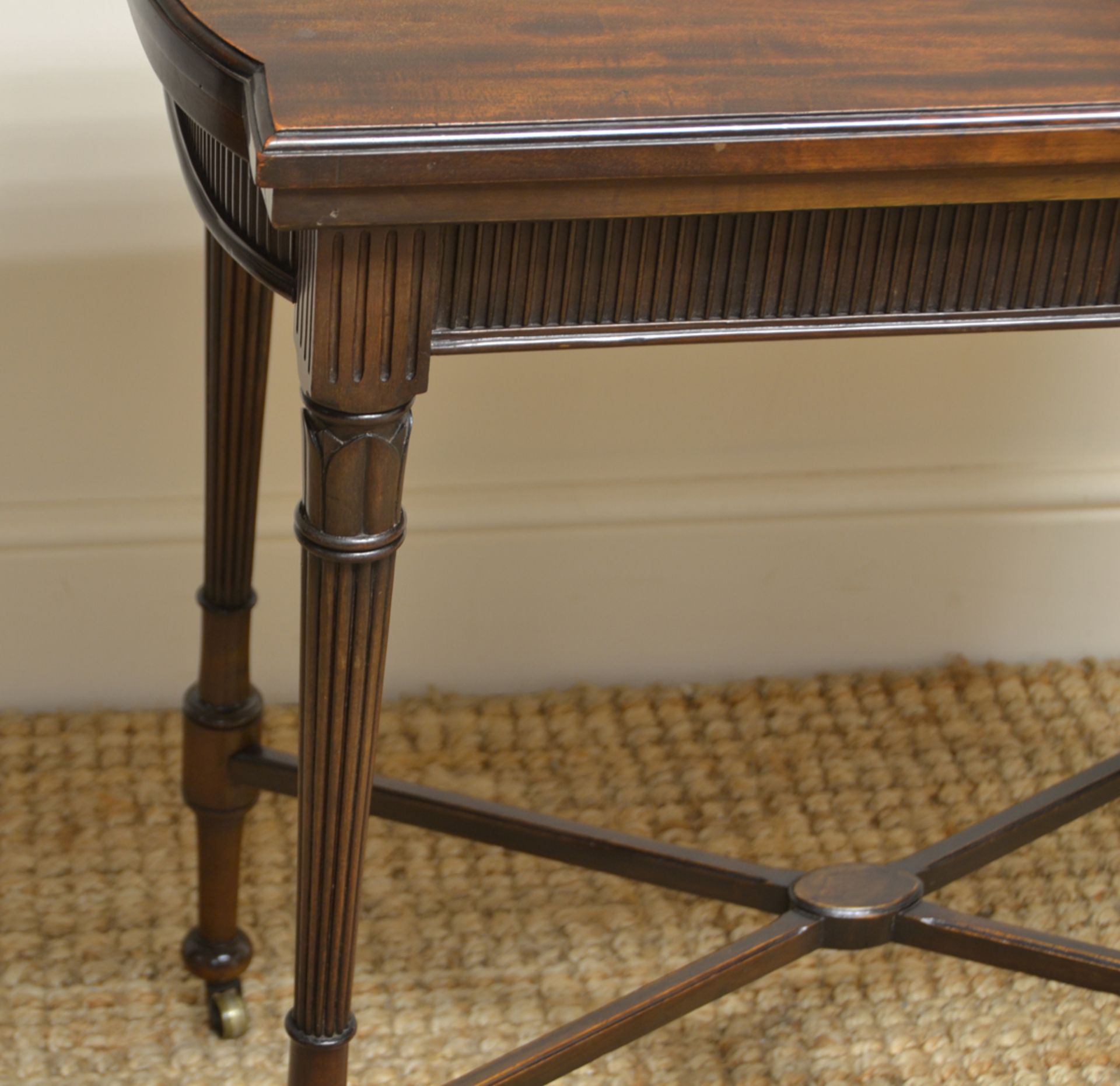 Quality Walnut Edwardian Antique Card Table – Games Table - Image 5 of 9