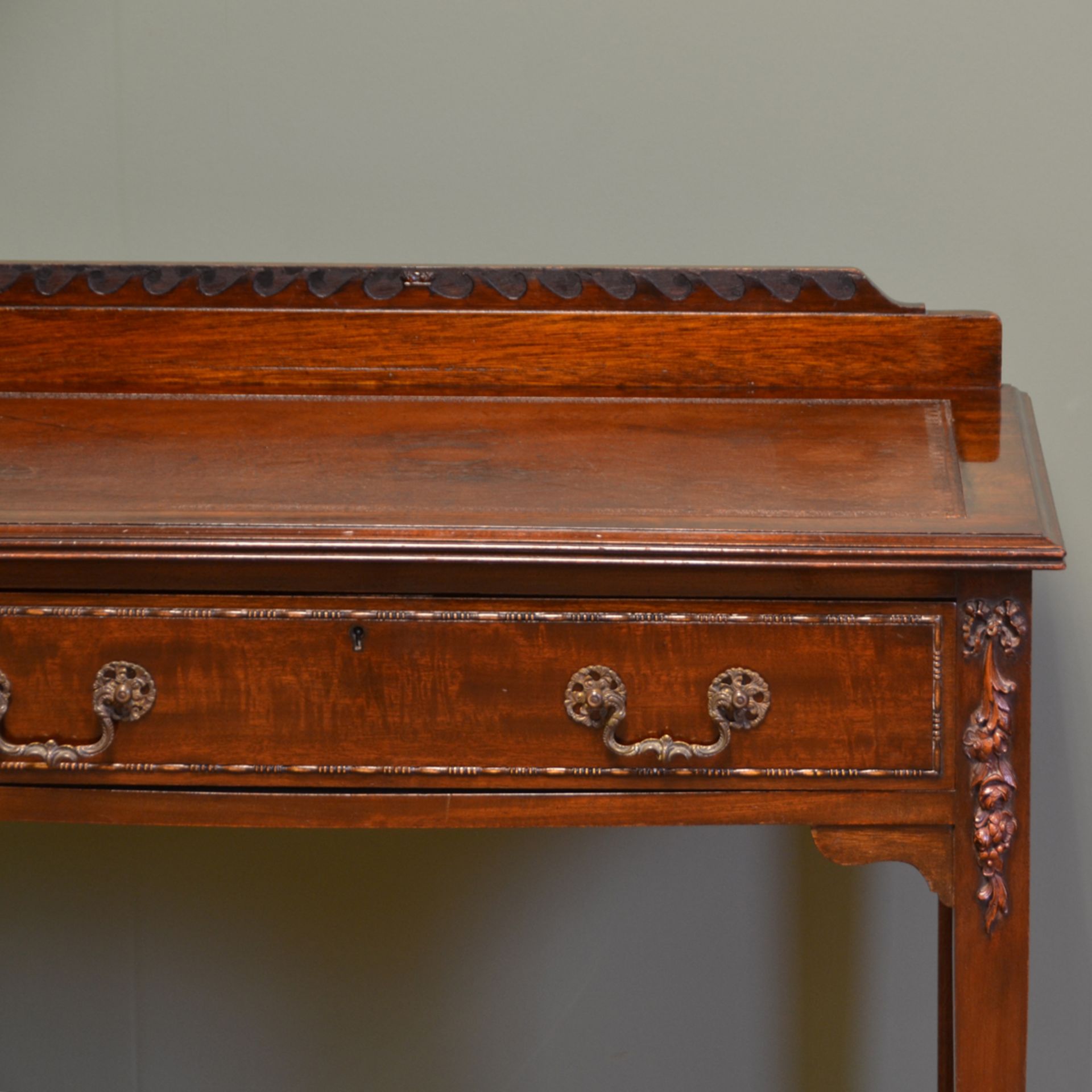 Quality Warring and Gillows Antique Edwardian Writing Table - Image 5 of 10