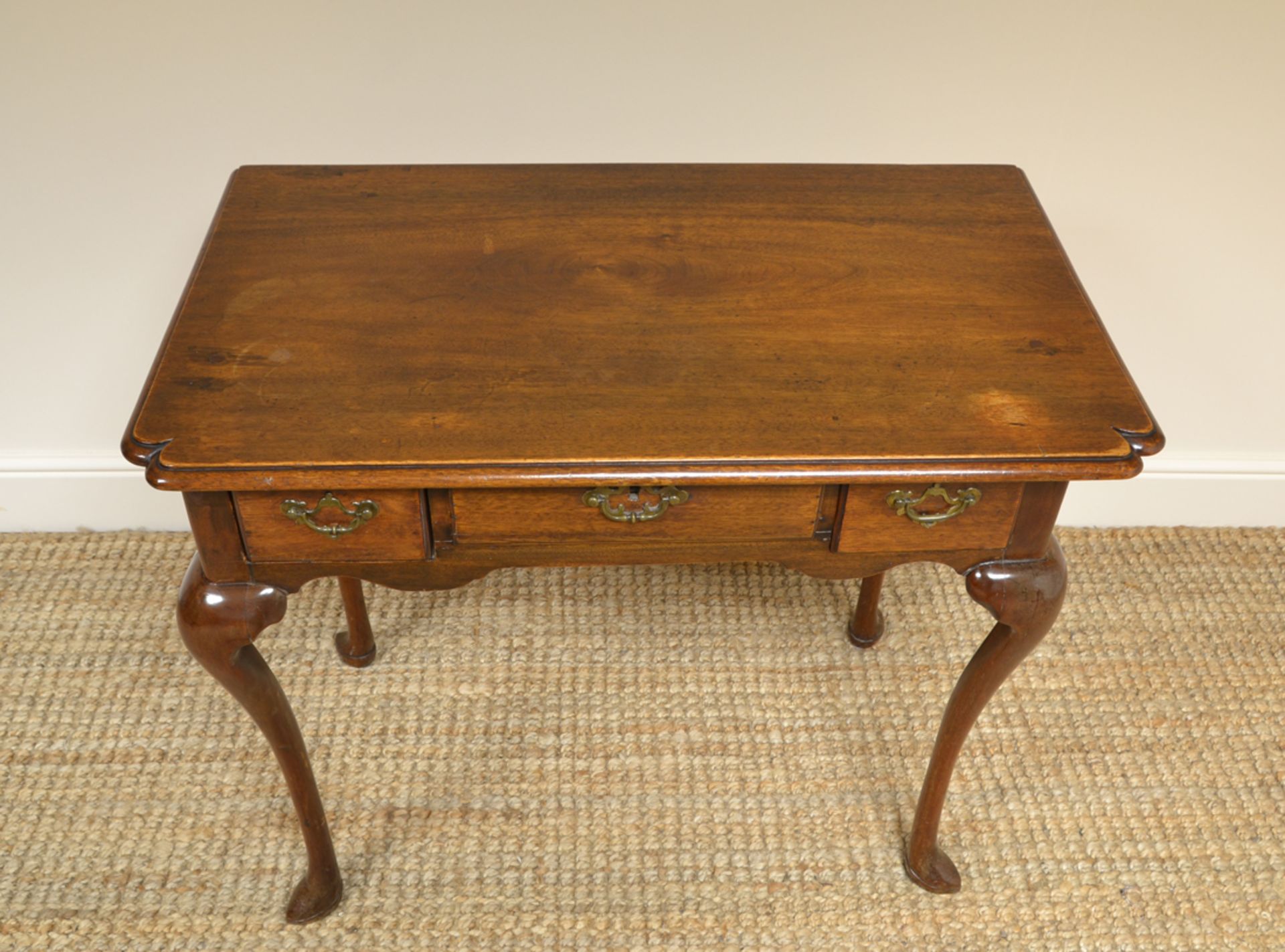 Period Country Walnut Antique Side Table / Low Boy - Image 3 of 6