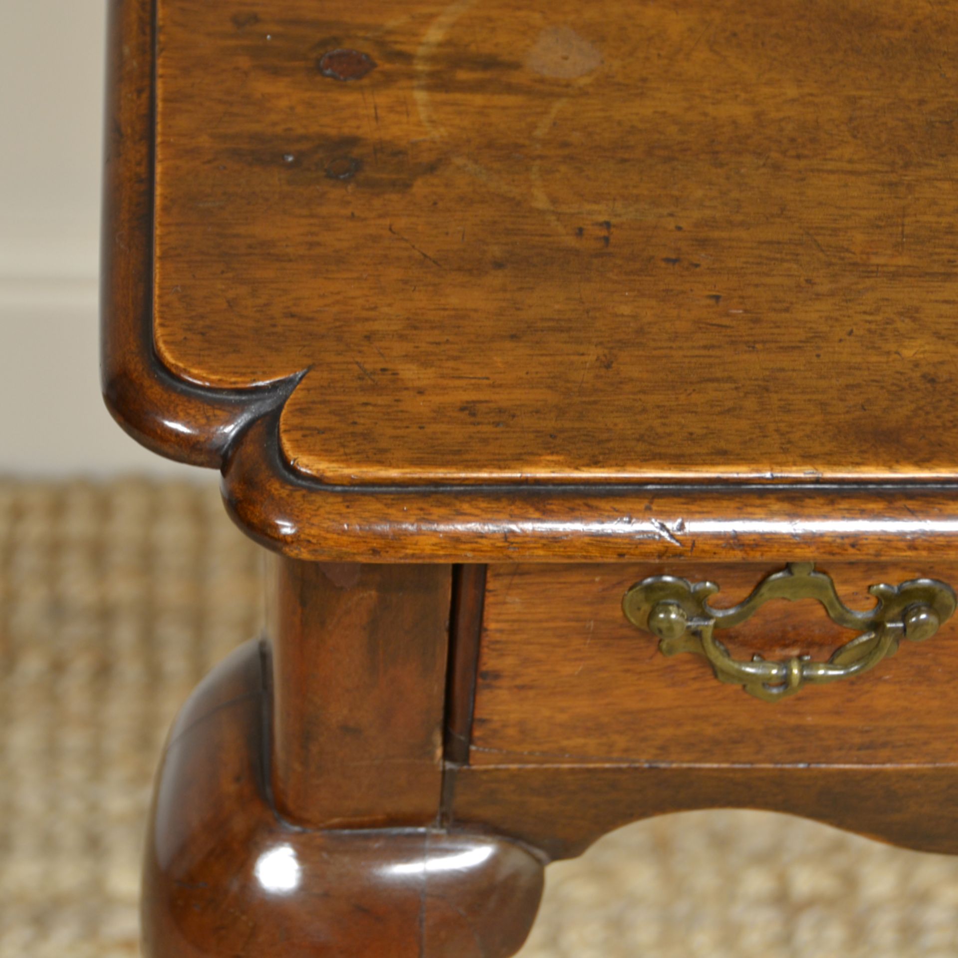 Period Country Walnut Antique Side Table / Low Boy - Image 4 of 6
