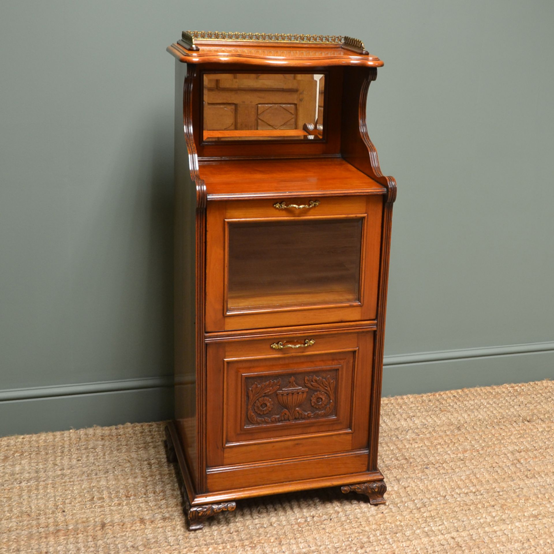 Victorian Walnut Antique Side Cabinet - Image 8 of 9