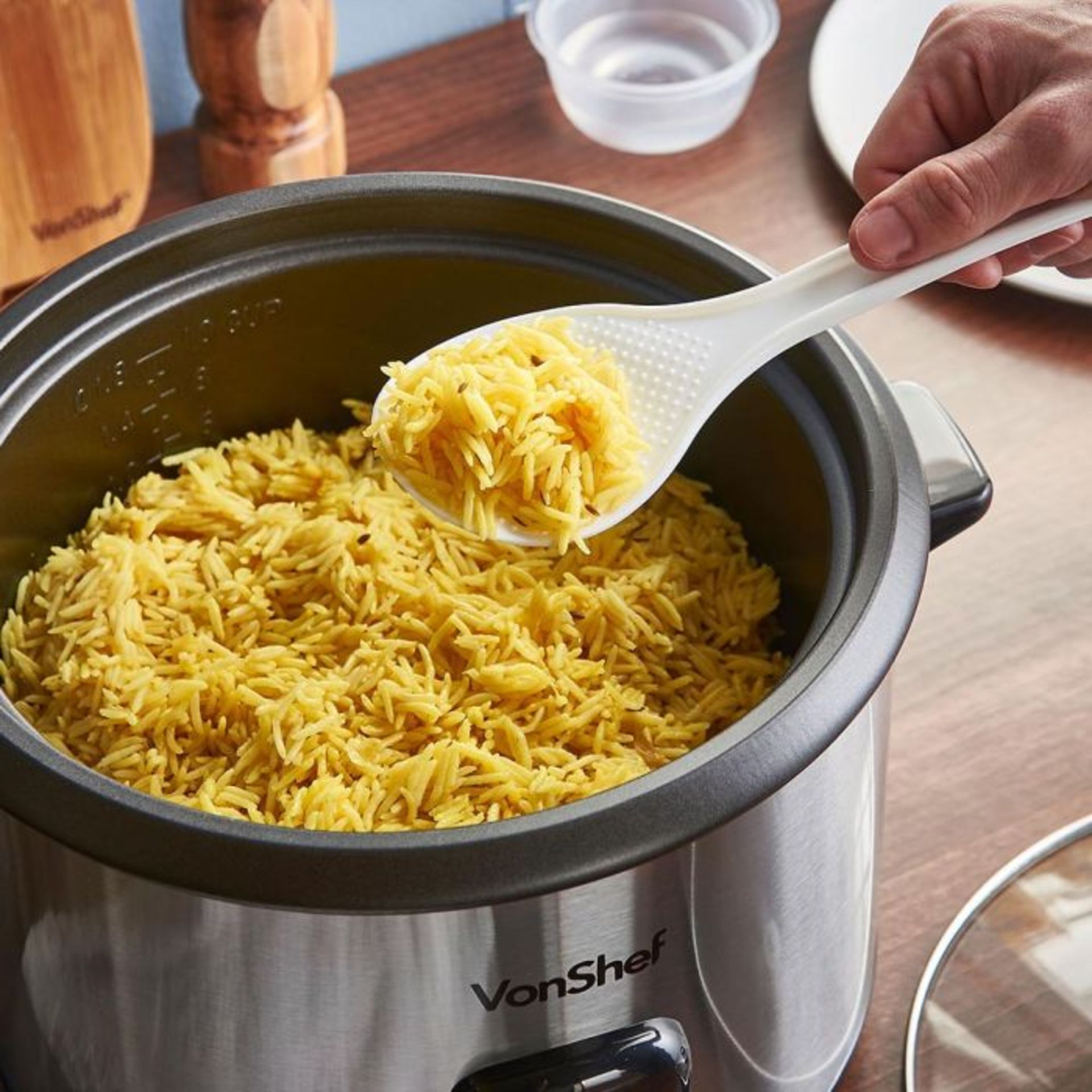 (S95) 700W Rice Cooker Cook up deliciously fluffy rice with the easy to use 700W Rice Cooker ... - Image 3 of 5