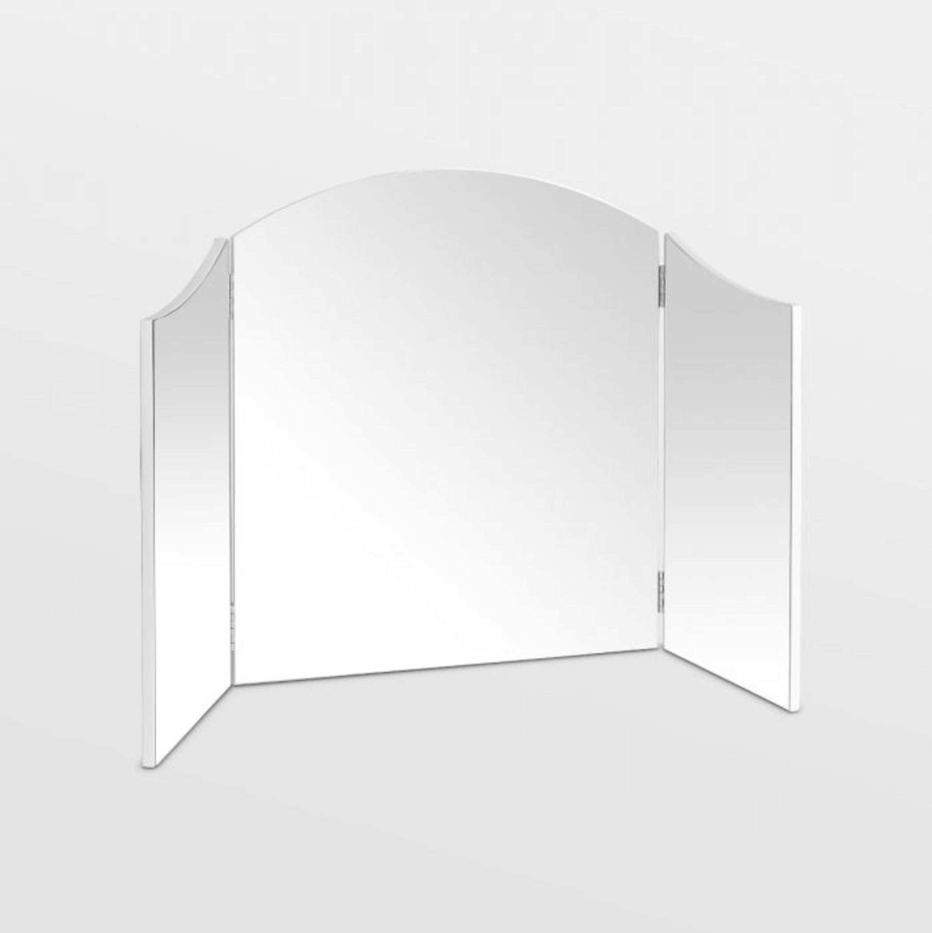 (S369) Classic Trifold Mirror Glam up your dressing table or vanity station with this large, t... - Image 2 of 3