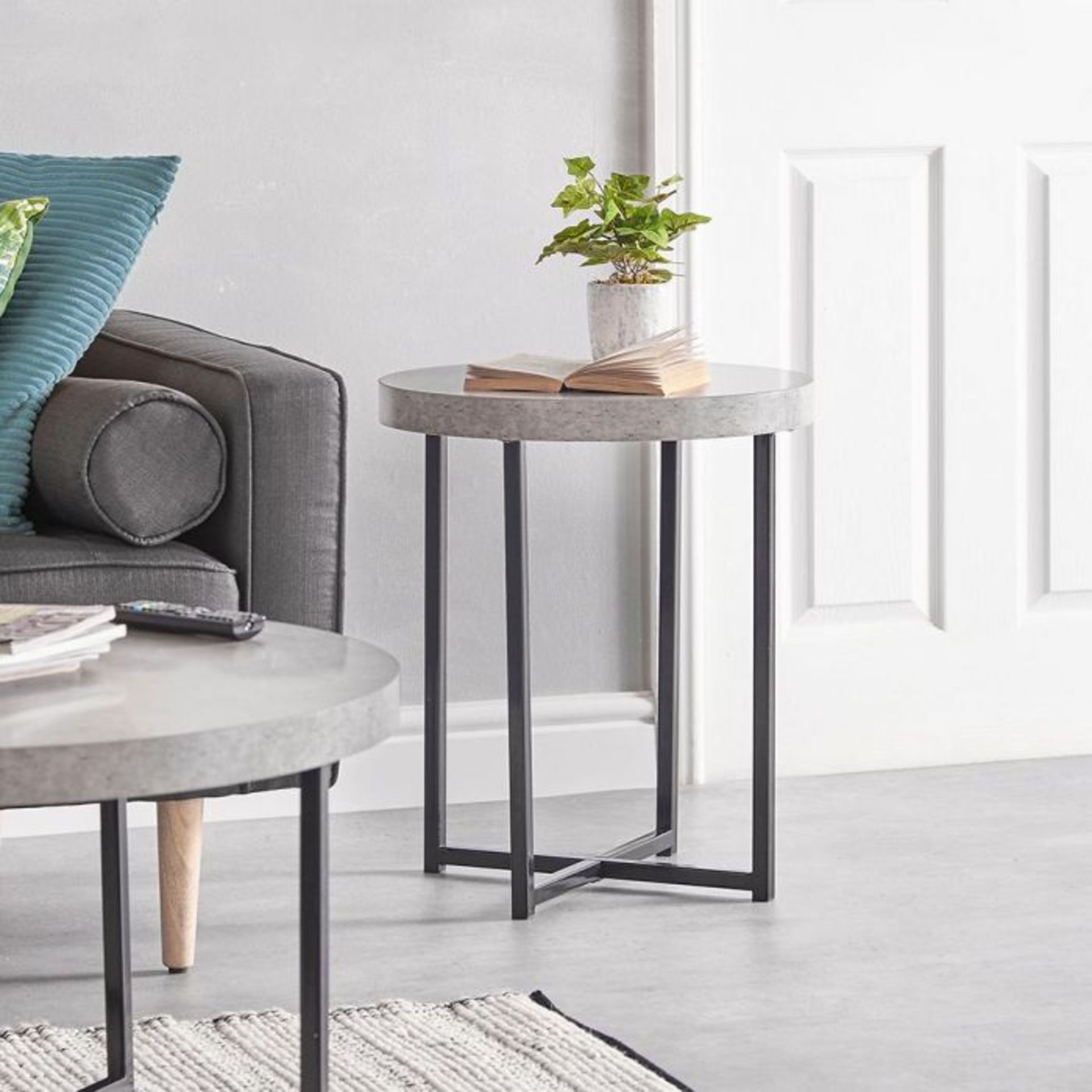 (S443) Concrete-look Side Table Add some modern style to your home with the versatile Concrete...