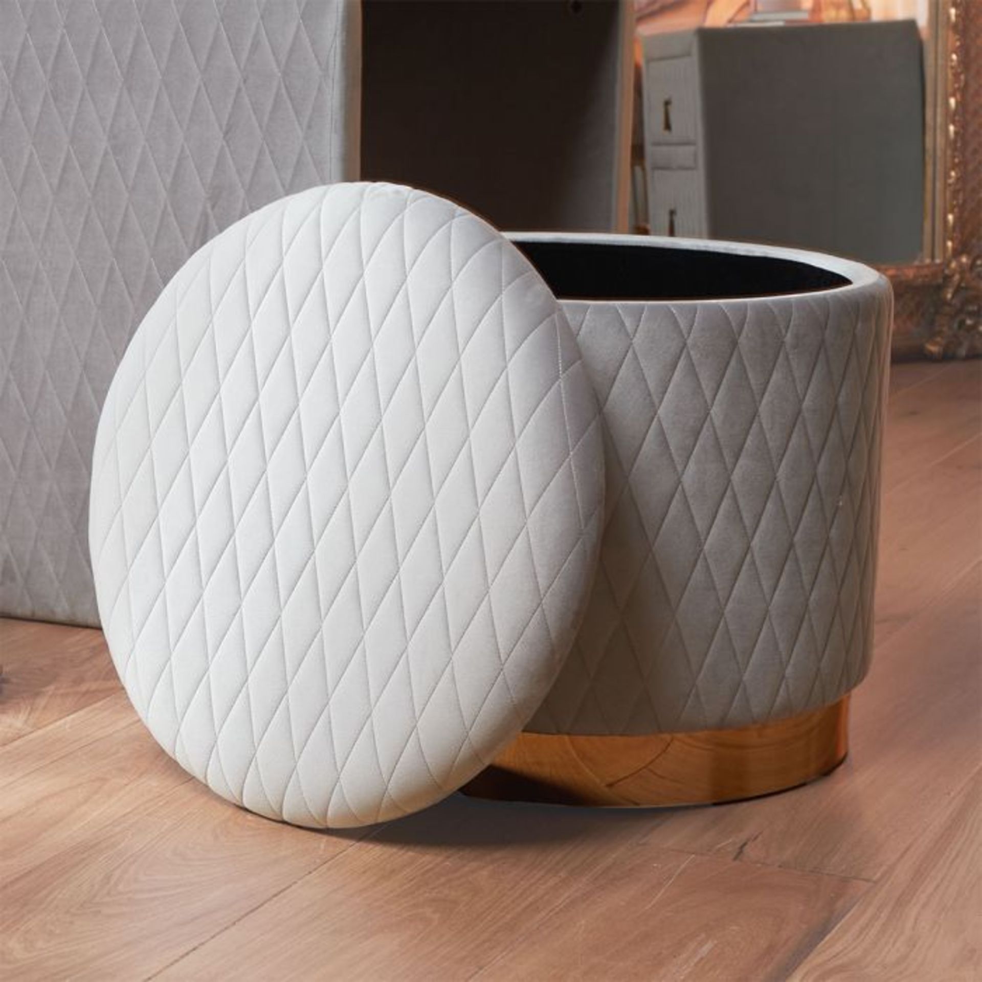 (S307) Quilted Storage Stool As gorgeous to look at as it is to sink into, the plush grey velv... - Image 4 of 5