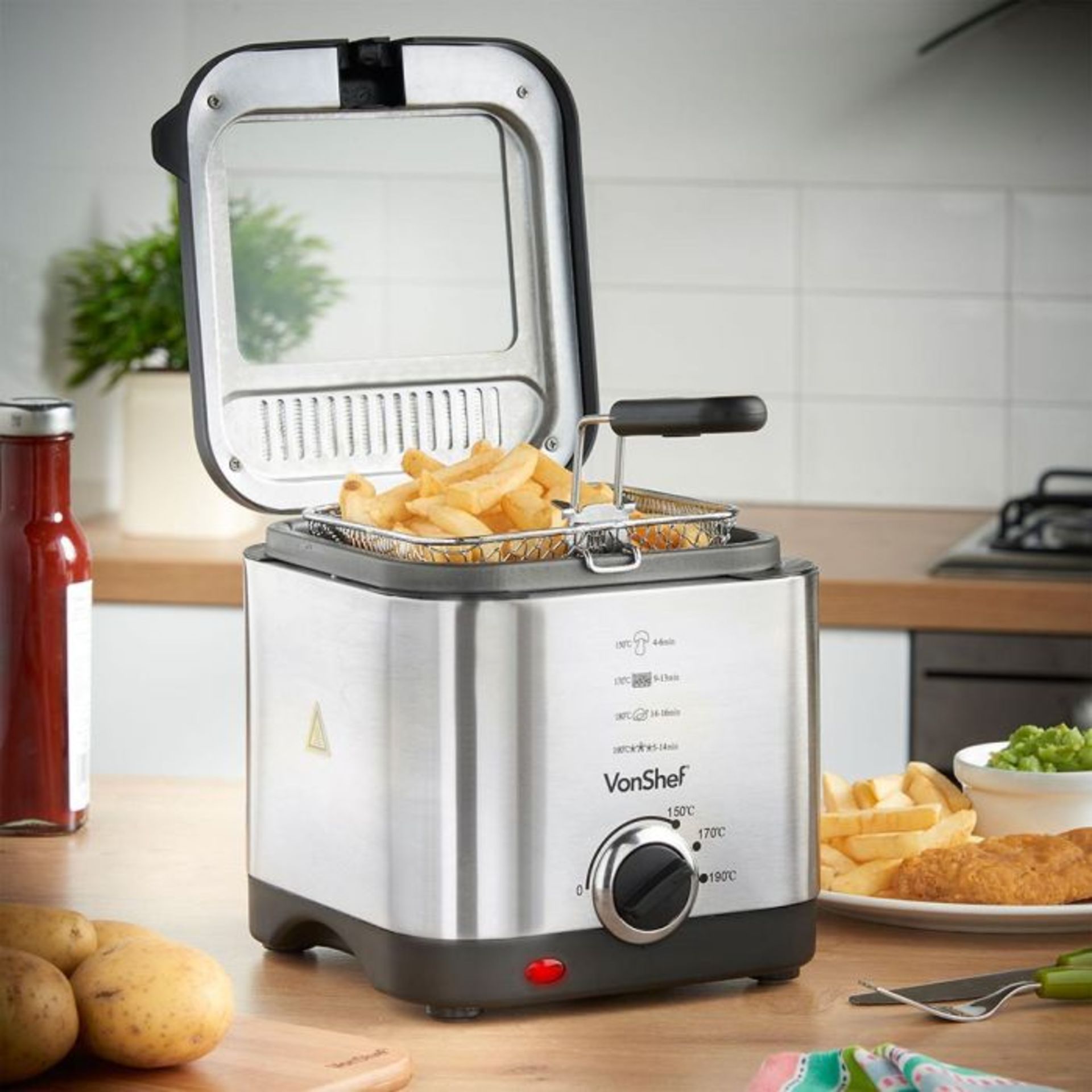 (S352) 1.5L Deep Fat Fryer Versatile 1.5 L capacity deep fat fryer from VonShef - perfect for ...