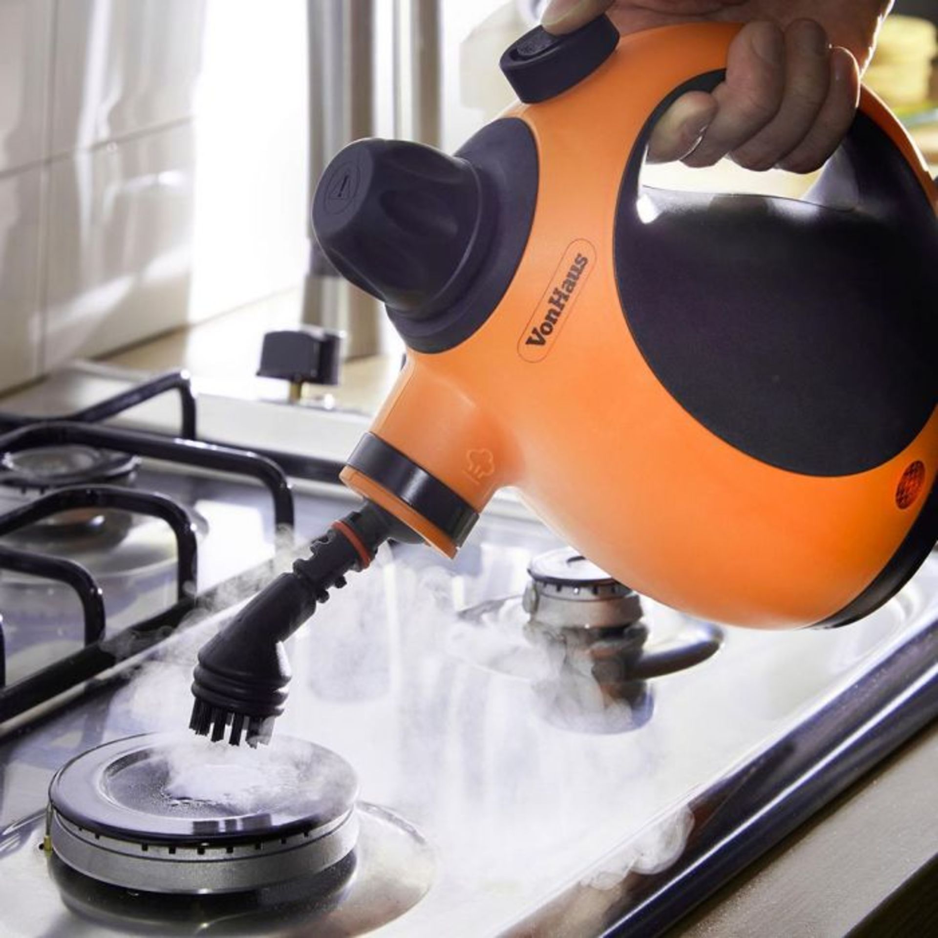 (S16) Hand Held Steam Cleaner Powerful multi-purpose steam cleaner - great for use in and arou... - Image 3 of 6