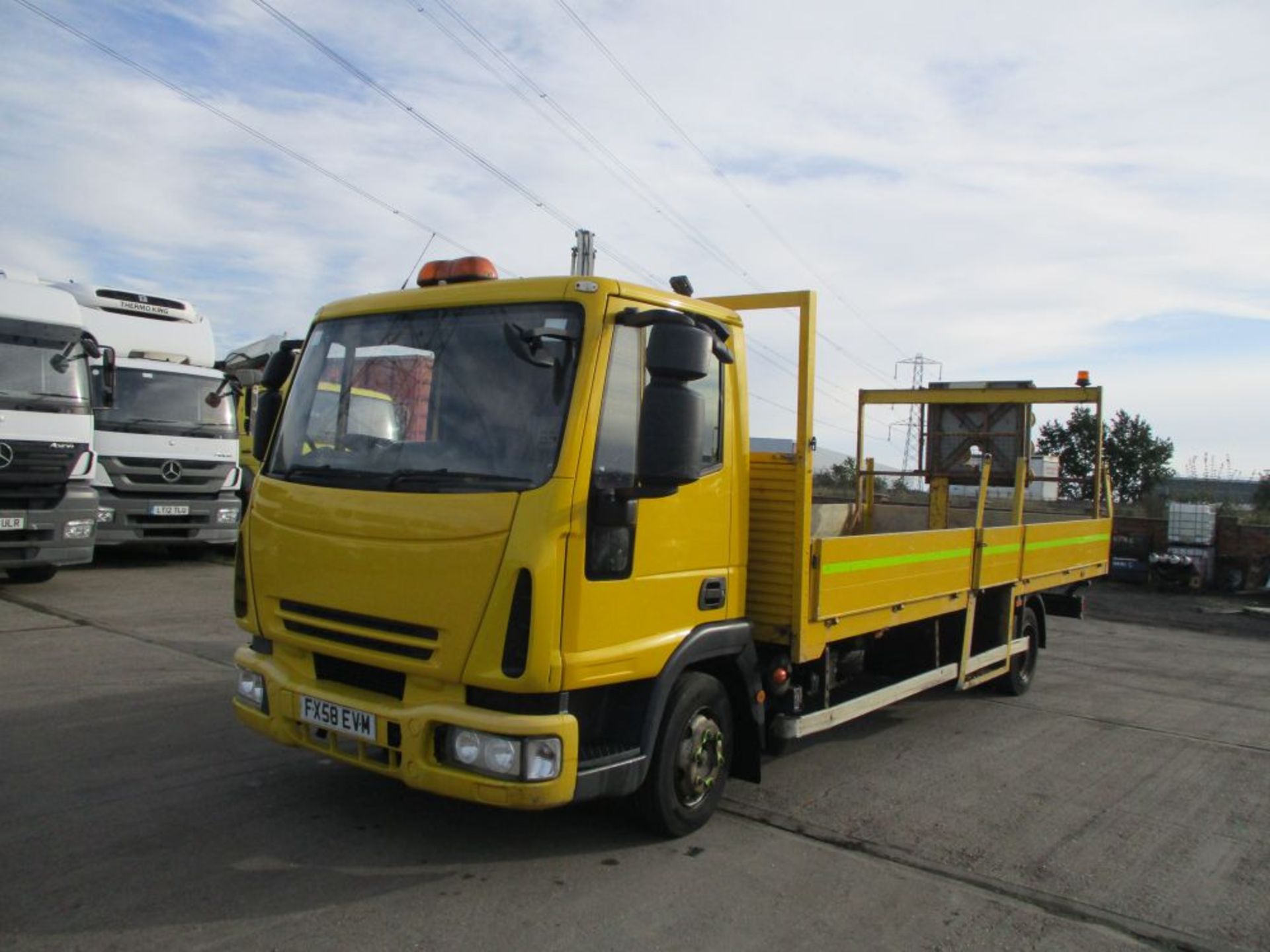 Iveco ML7E16 7.5 Ton 20FT Dropside - Image 2 of 5