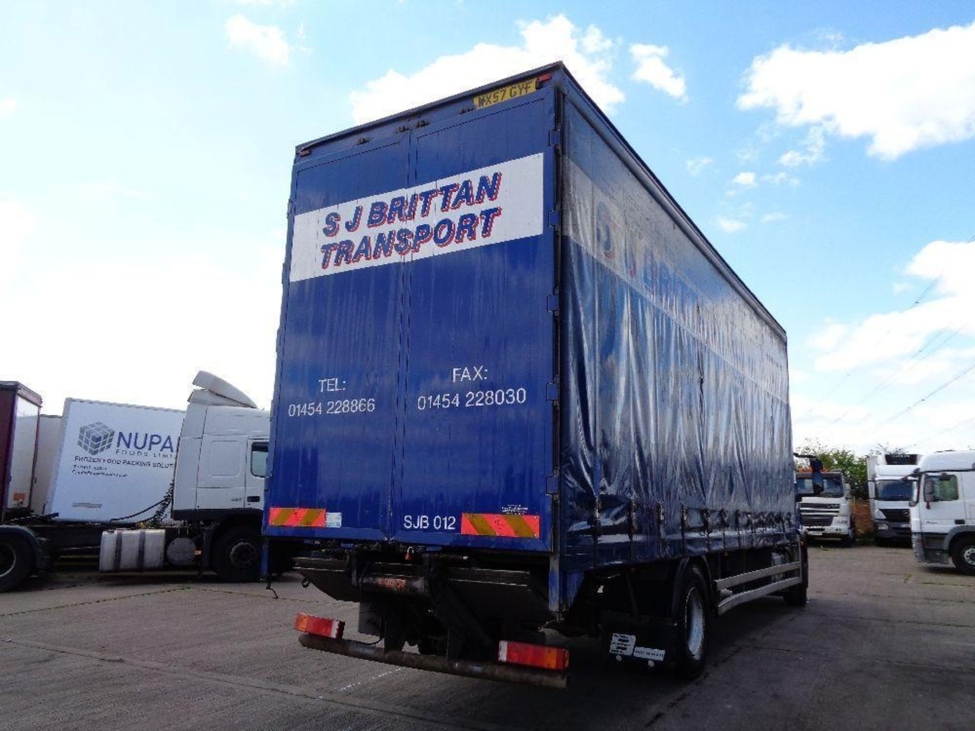 57 Iveco Eurocargo 180E25 28FT Curtainsider - Image 4 of 5