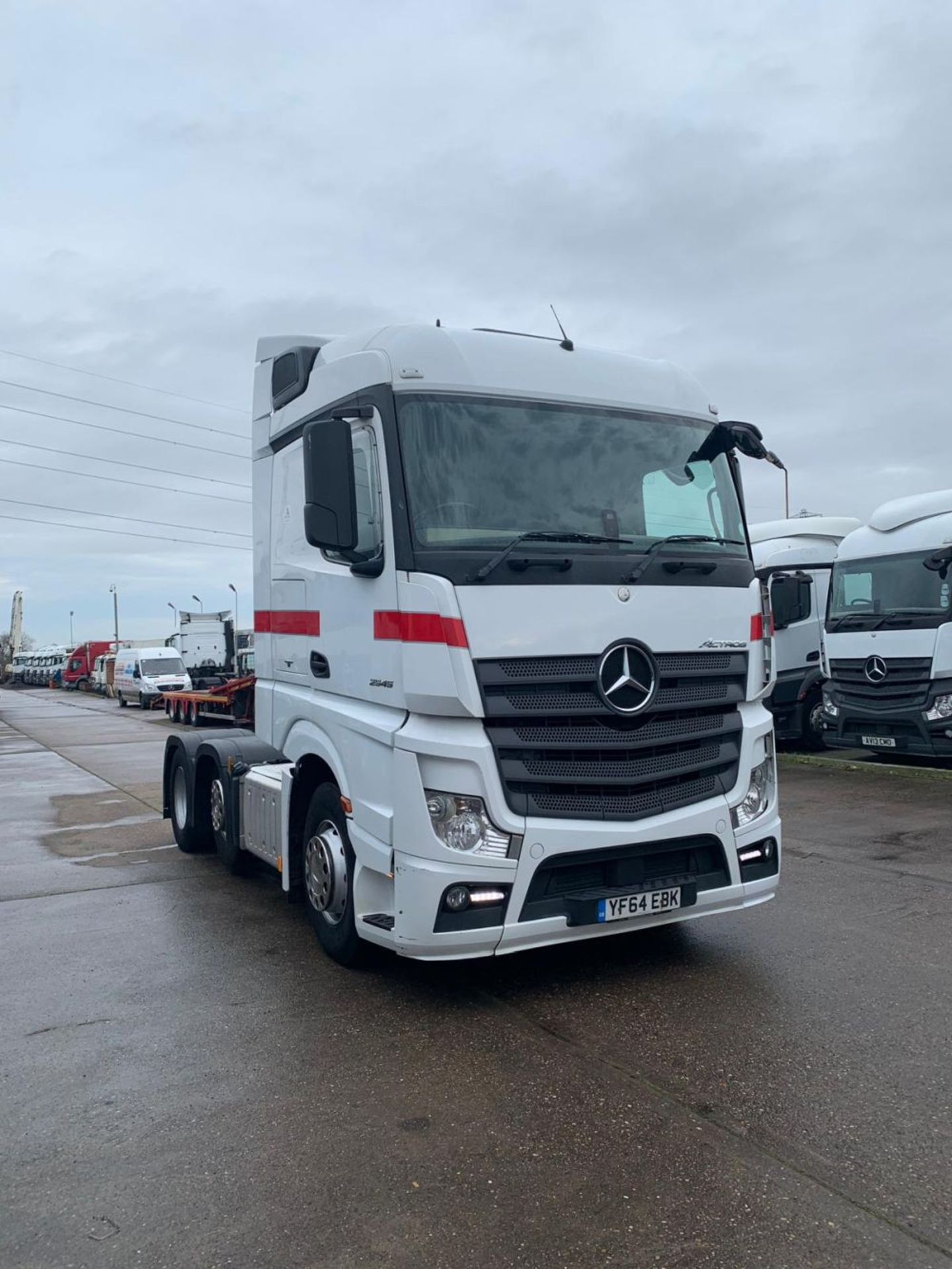 64 Mercedes Benz 2545 Actros