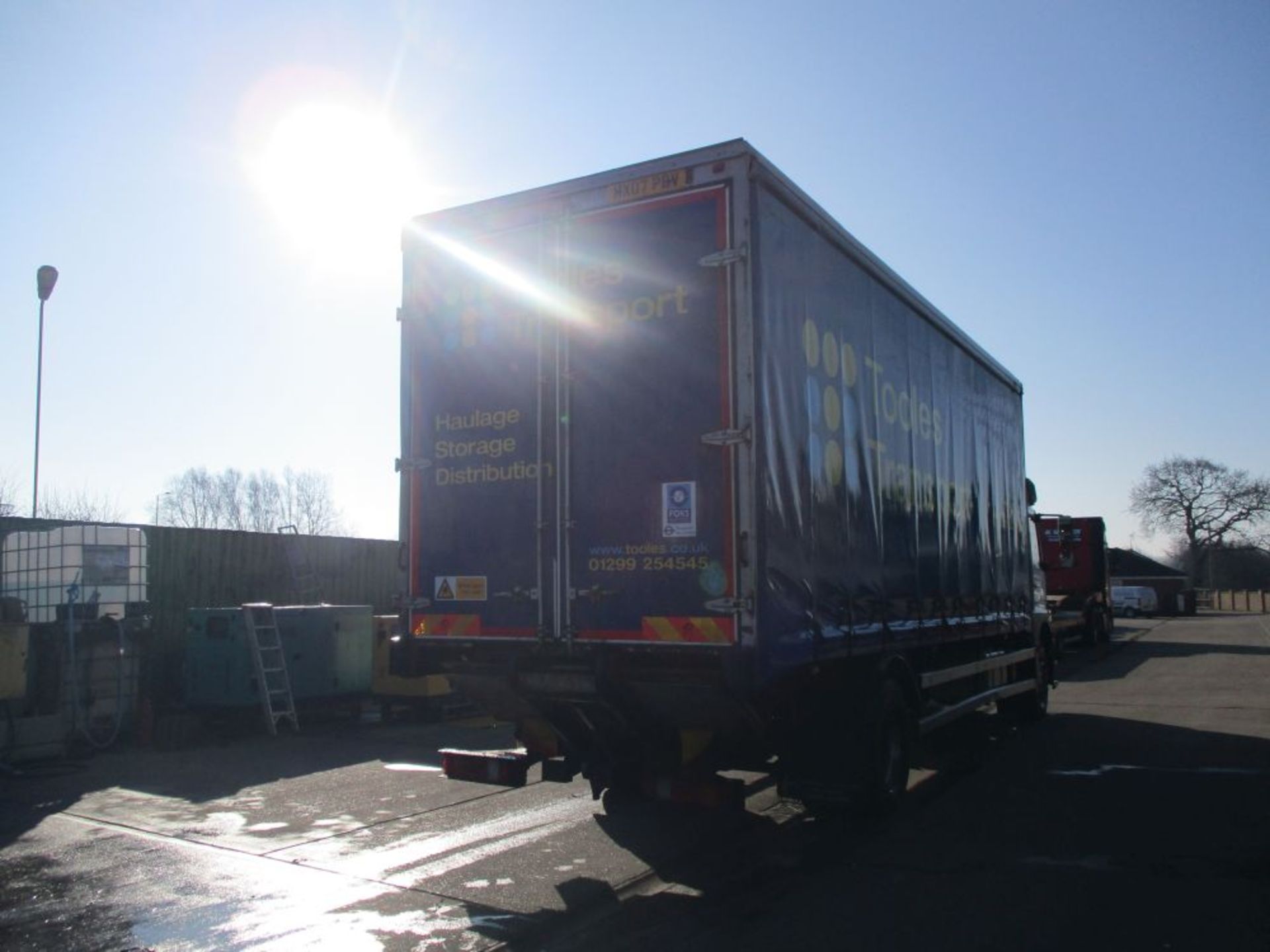 Mercedes 1824 Axor 26FT Curtainsider - Image 4 of 6