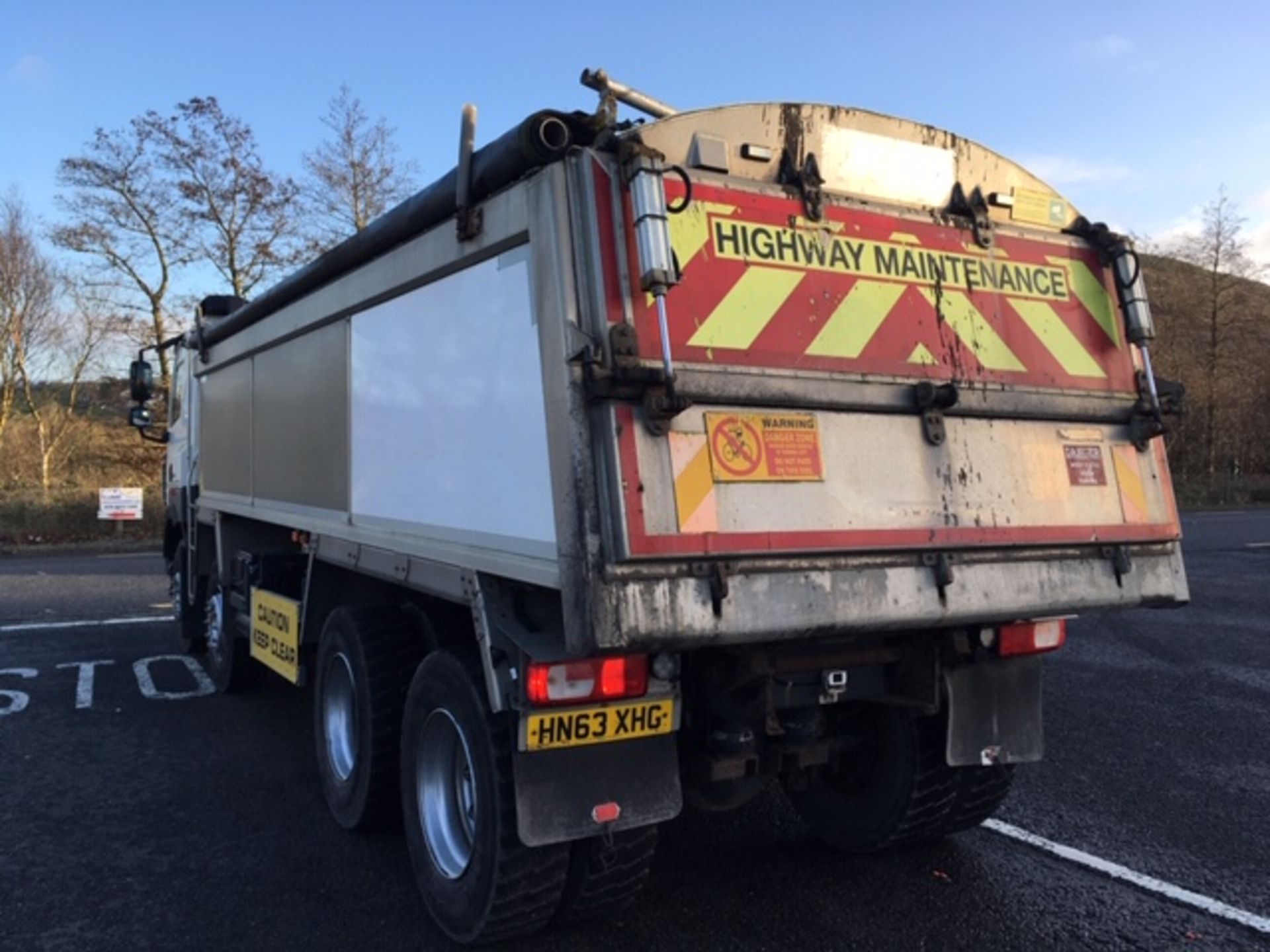 2013 (63) DAF CF85-410 SLEEPERCAB 8X4 TIPPER WITH PPG INSULATED TAR SPEC BODY - Image 3 of 18