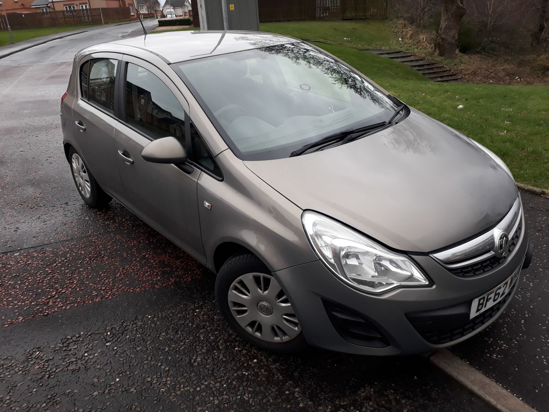 Vauxhall Corsa 1.3 deisel 5 speed manul 5 door hatchback free Road tax - Image 3 of 10