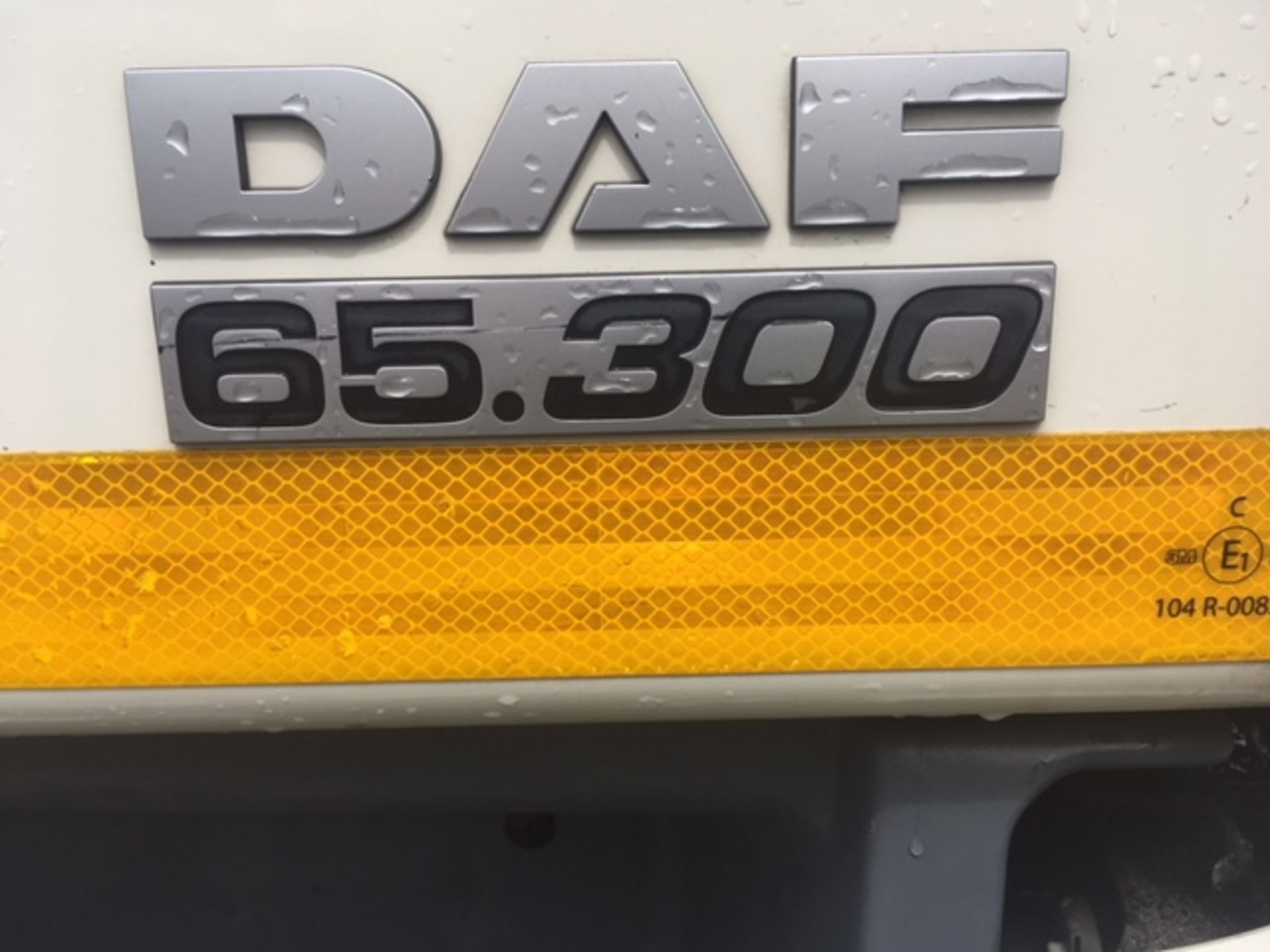 2011 DAF SPACECAB CF65-300 24.5FT CURTAINSIDE BODY, 9.5FT THROUGH CURTAIN - Image 14 of 14