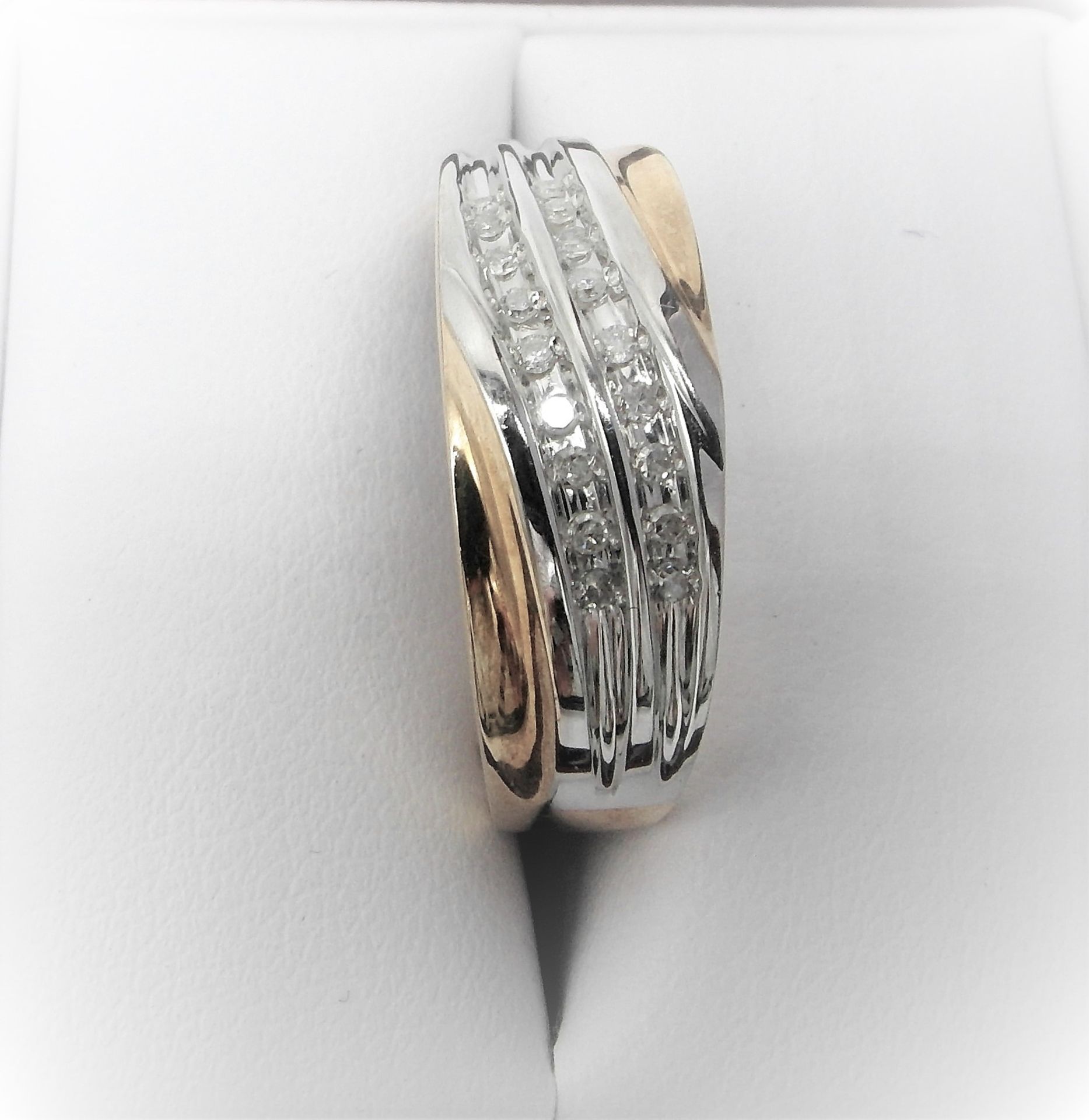 Gents 2 Row Diamond Crossover Ring - Image 3 of 4