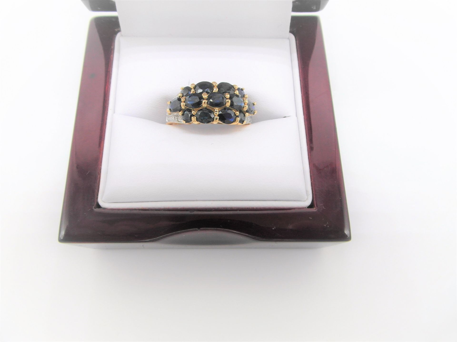 13 Stone Sapphire & Diamond Ring - Image 2 of 4