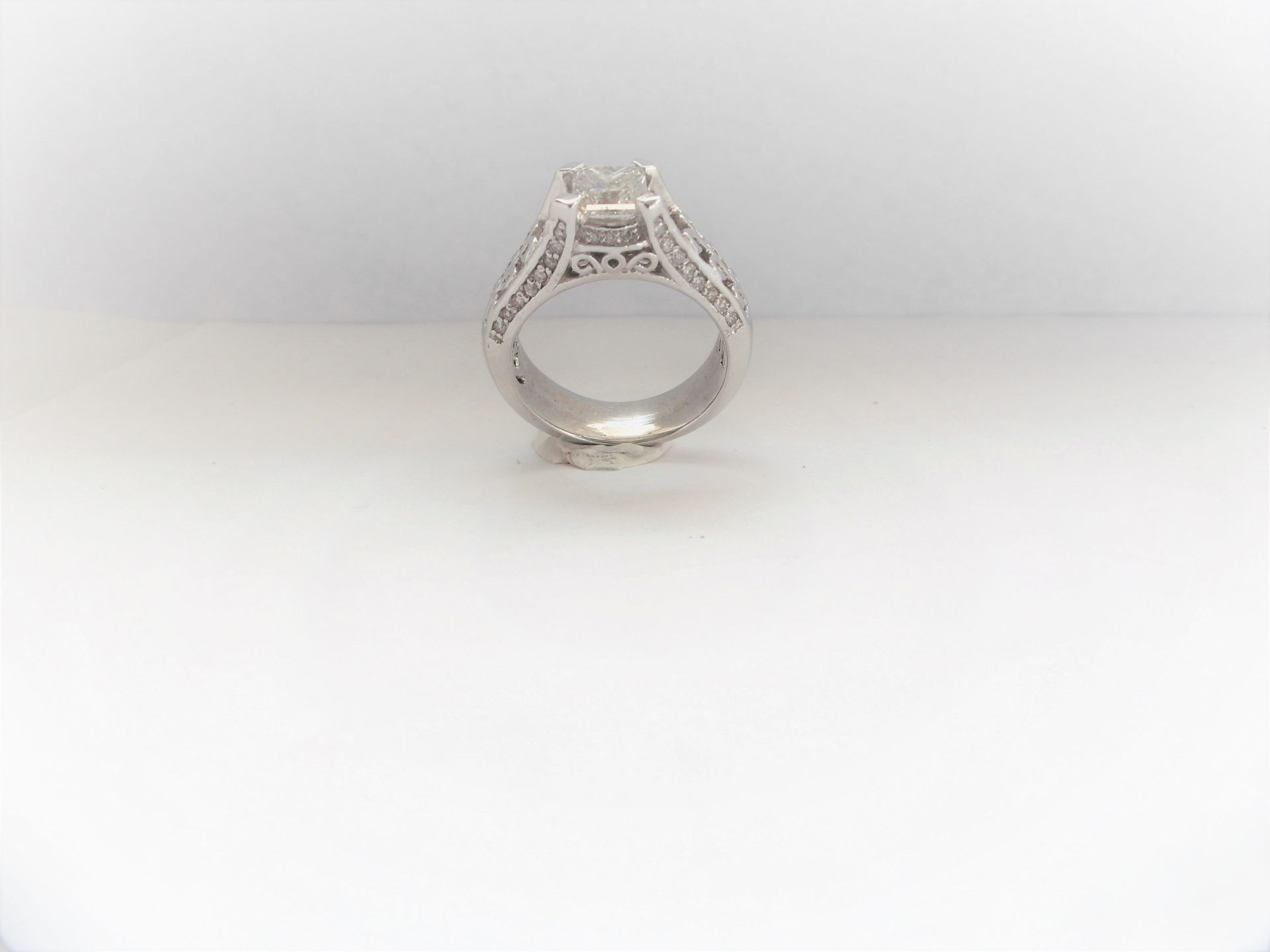 14Ct White Gold Single Stone Princess Cut Diamond Ring - Image 5 of 10