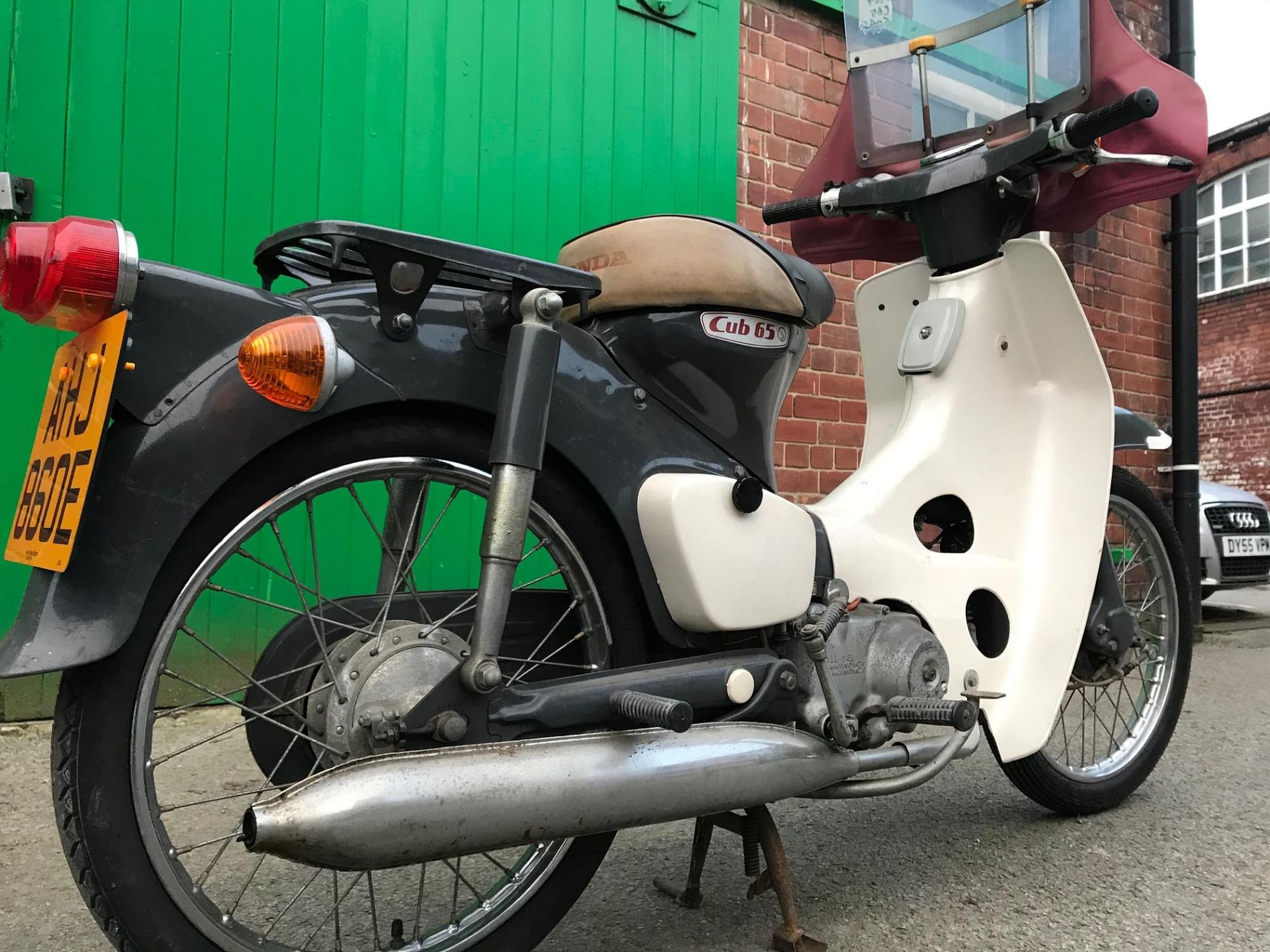 Very Rare 1967 Honda Super Cub C65 - Image 5 of 19