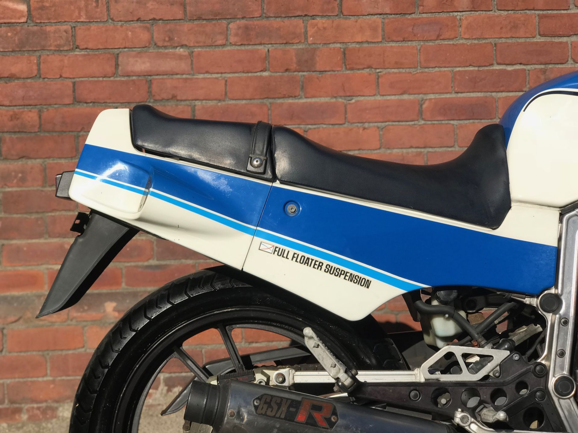 1985 Suzuki GSX400R GK71B - Image 18 of 25