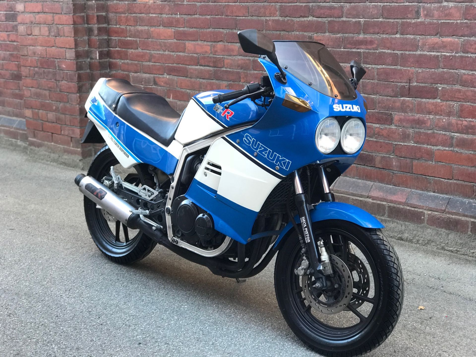 1985 Suzuki GSX400R GK71B - Image 4 of 25