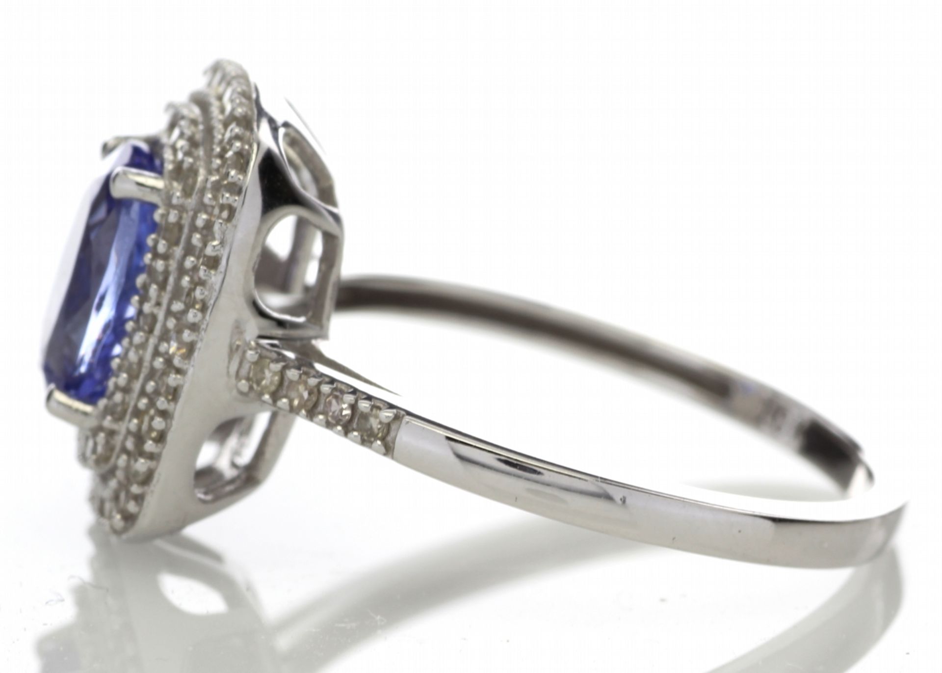 9k Gold Oval Tanzanite And Diamond Cluster Ring 0.33 Carats - Image 3 of 5