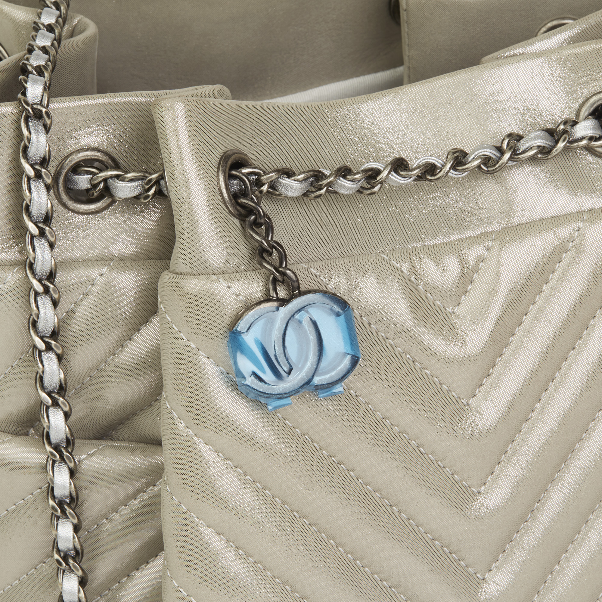 Chanel Small Urban Spirit Bucket Bag - Image 8 of 12