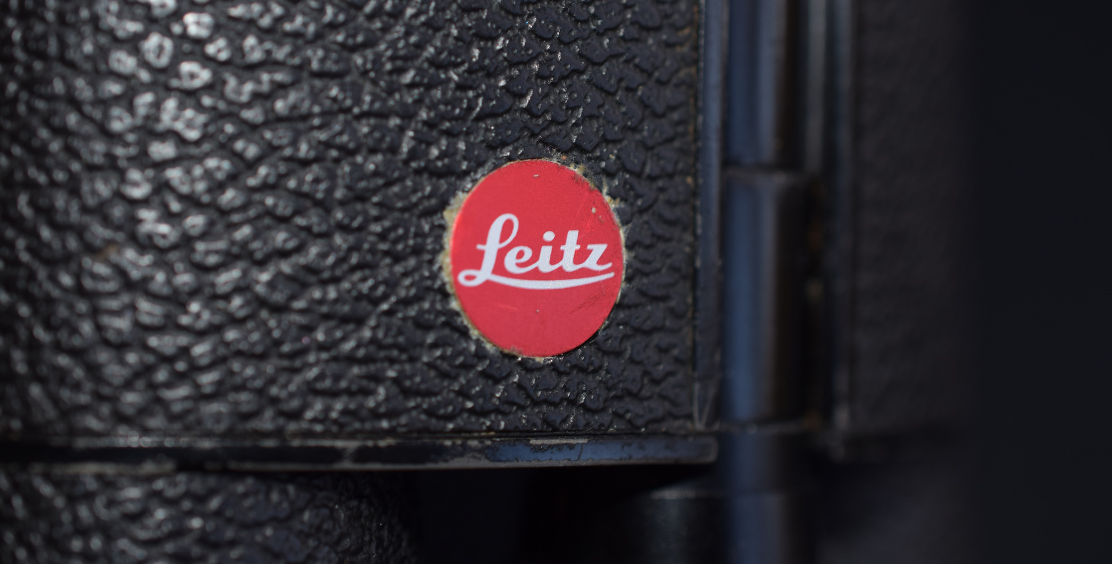 Excellent Leitz 8X40B Binoculars In Leather Case - Image 3 of 6