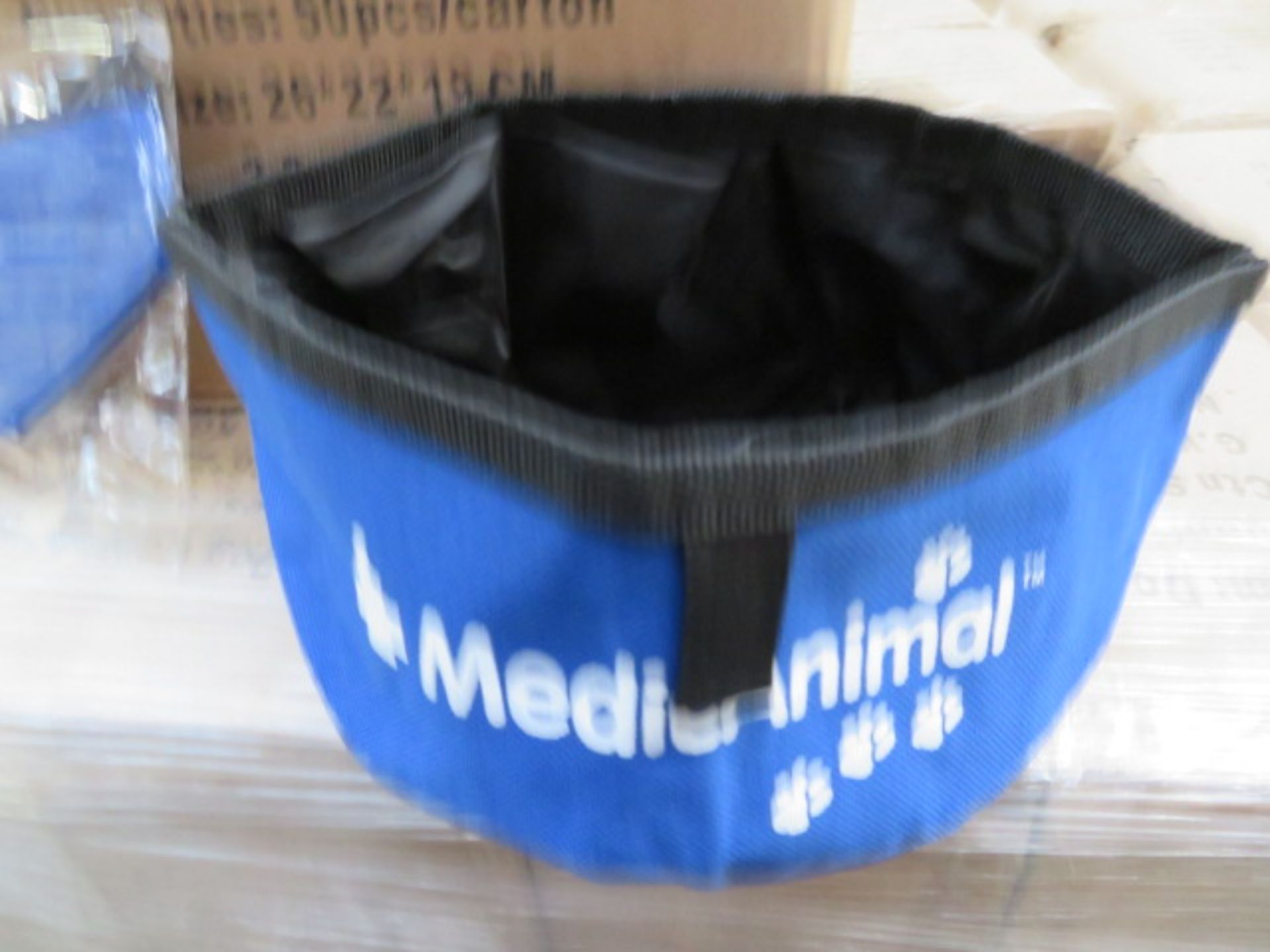 (62) PALLET TO CONTAIN 1,500 x BRAND NEW COLLAPSIBLE DOG BOWLS. RRP £3.99 EACH. - Image 4 of 4