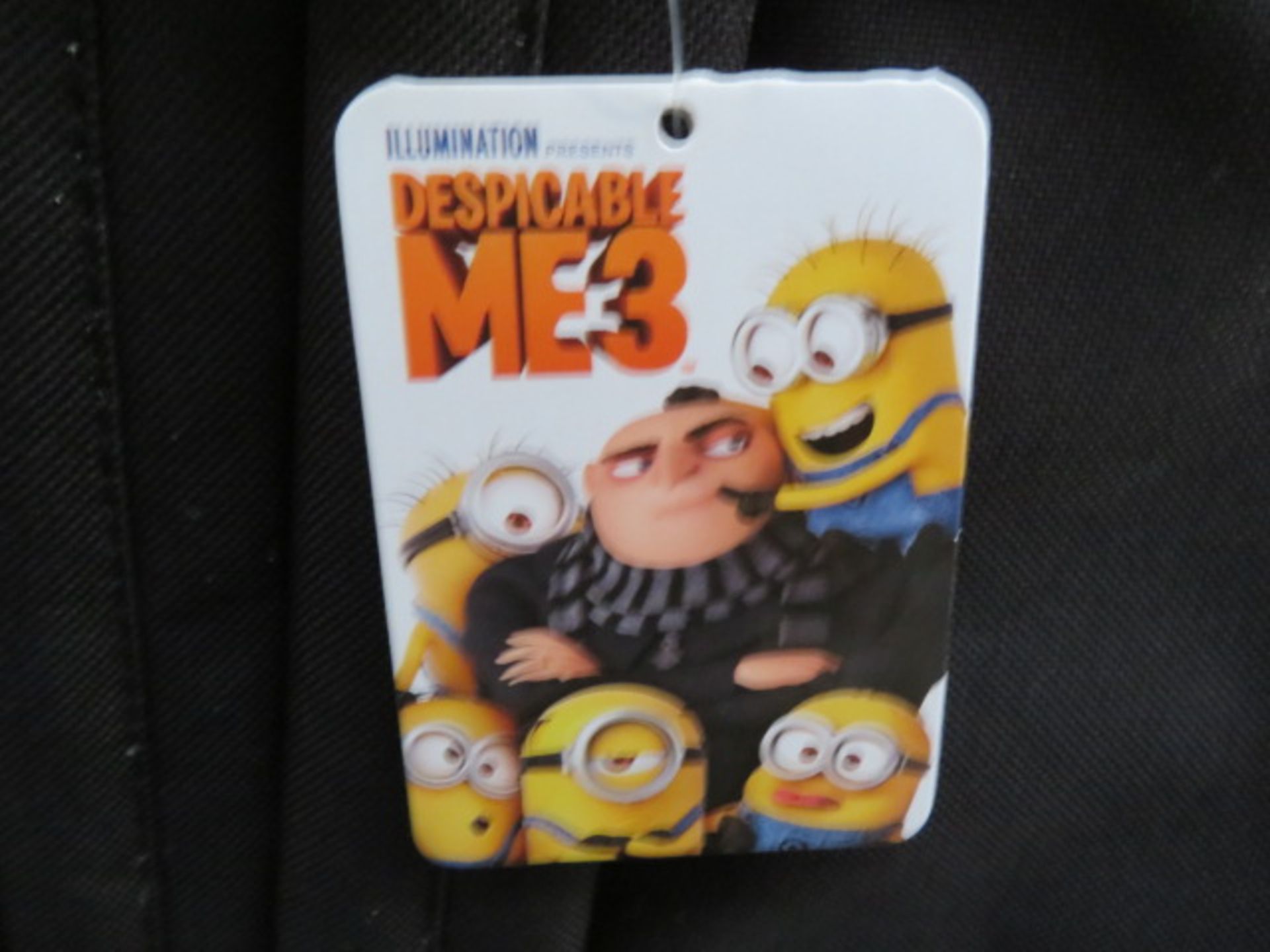 (29) PALLET TO CONTAIN 324 x BRAND NEW DESPICABLE ME 'I DIDN'T DO IT' BACK PACKS. RRP £9.99 EA... - Image 4 of 4