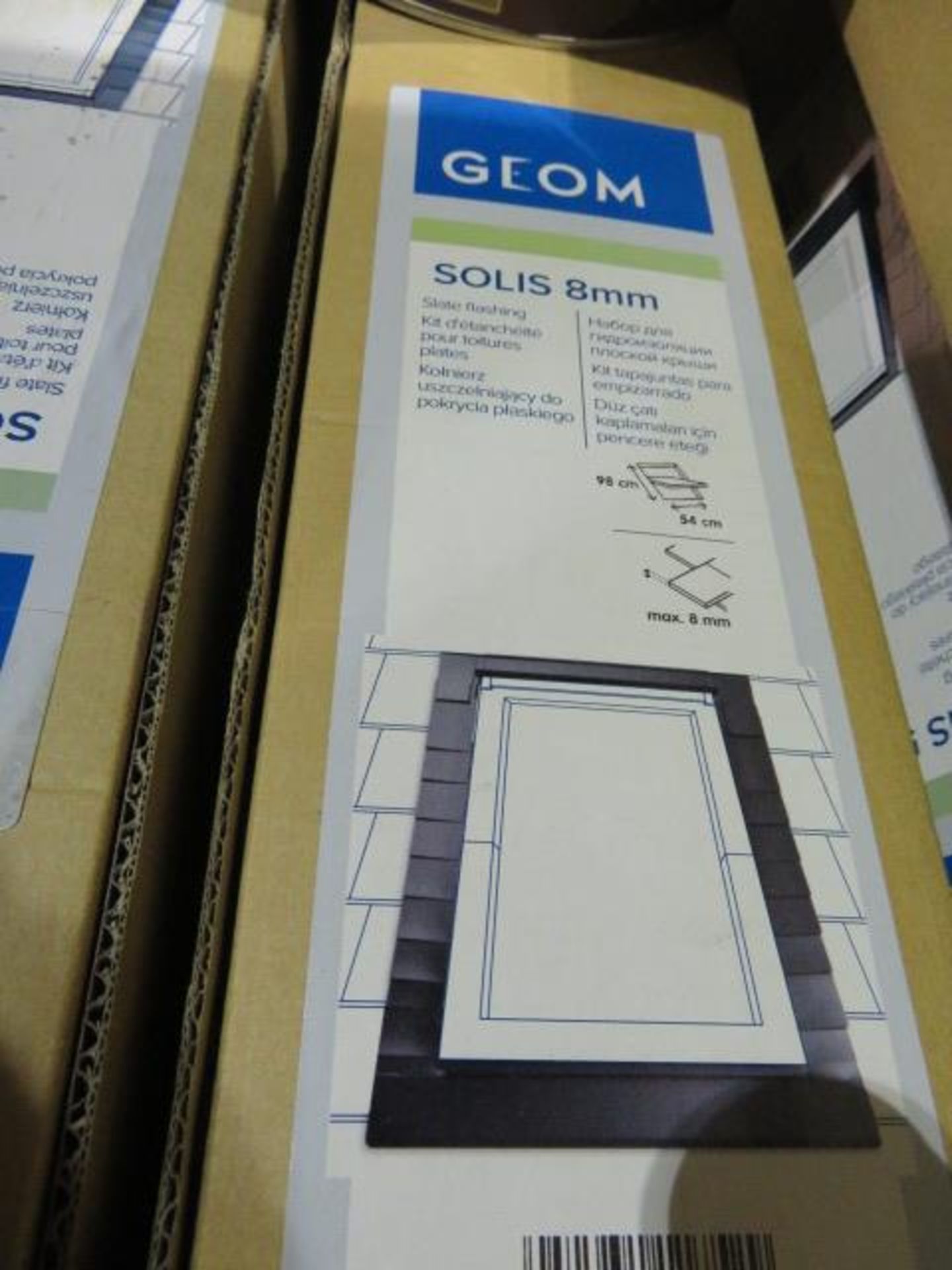 (D) LARGE PALLET OF VARIOUS NEW STOCK TO INCLUDE: LARGE QTY GLOM SOLIS 8MM SLATE FLASHING, FARR... - Image 3 of 4