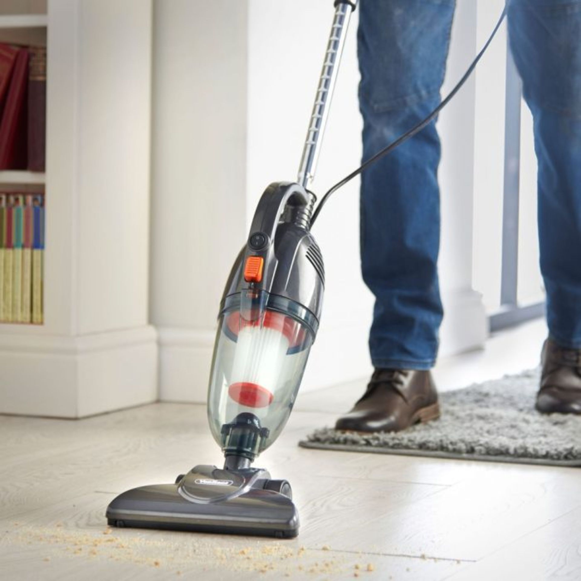 (NN28) 800W Grey 2 in 1 Stick Vacuum Can be used at full length or without the extension tube ...